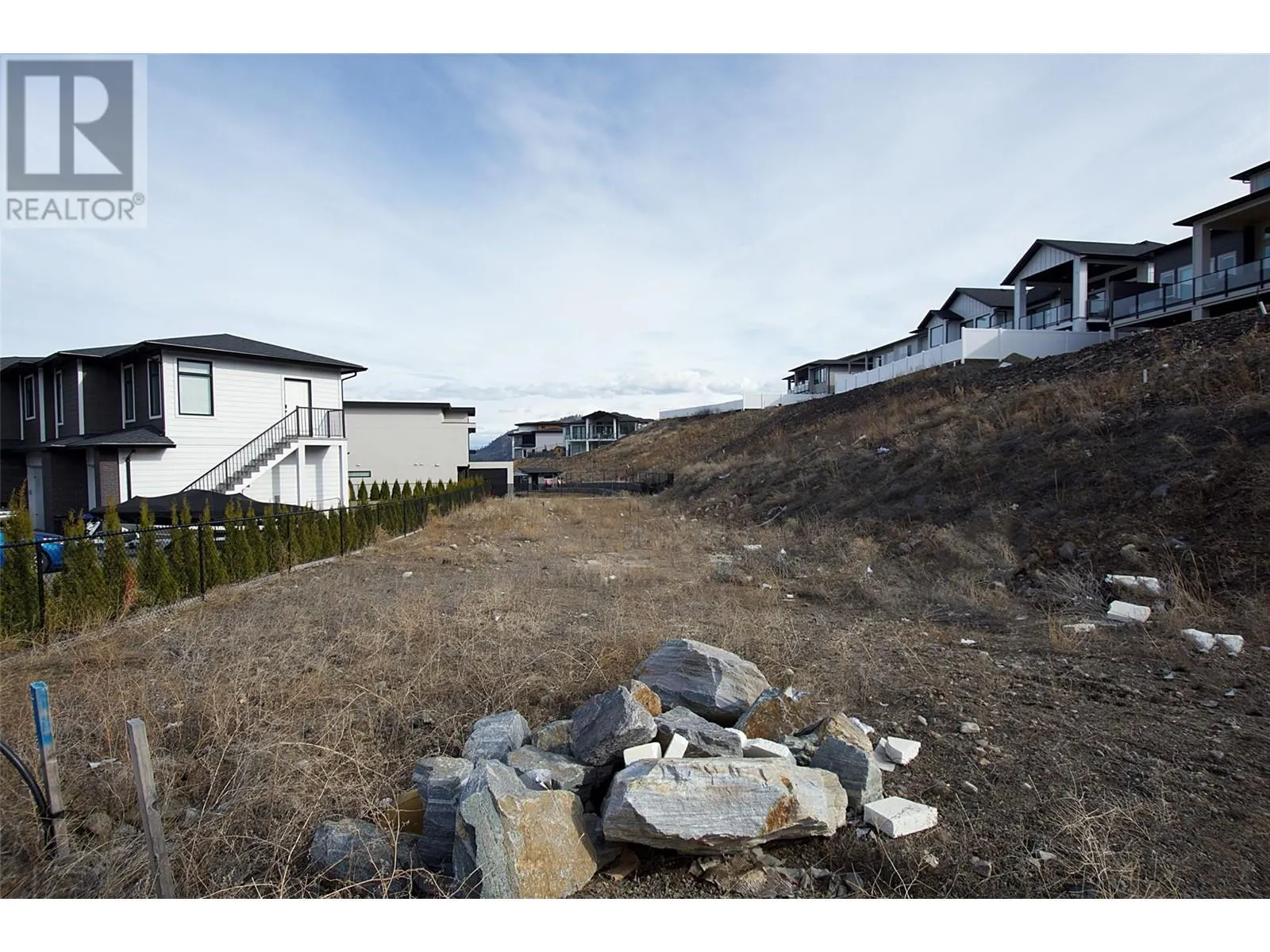 2703 Ridgemount Drive