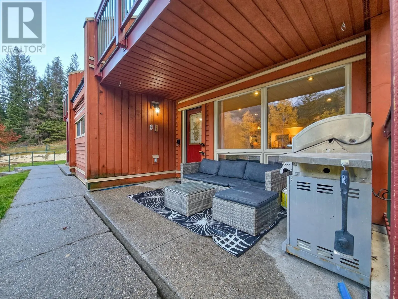 2030 PANORAMA Drive Unit# 306