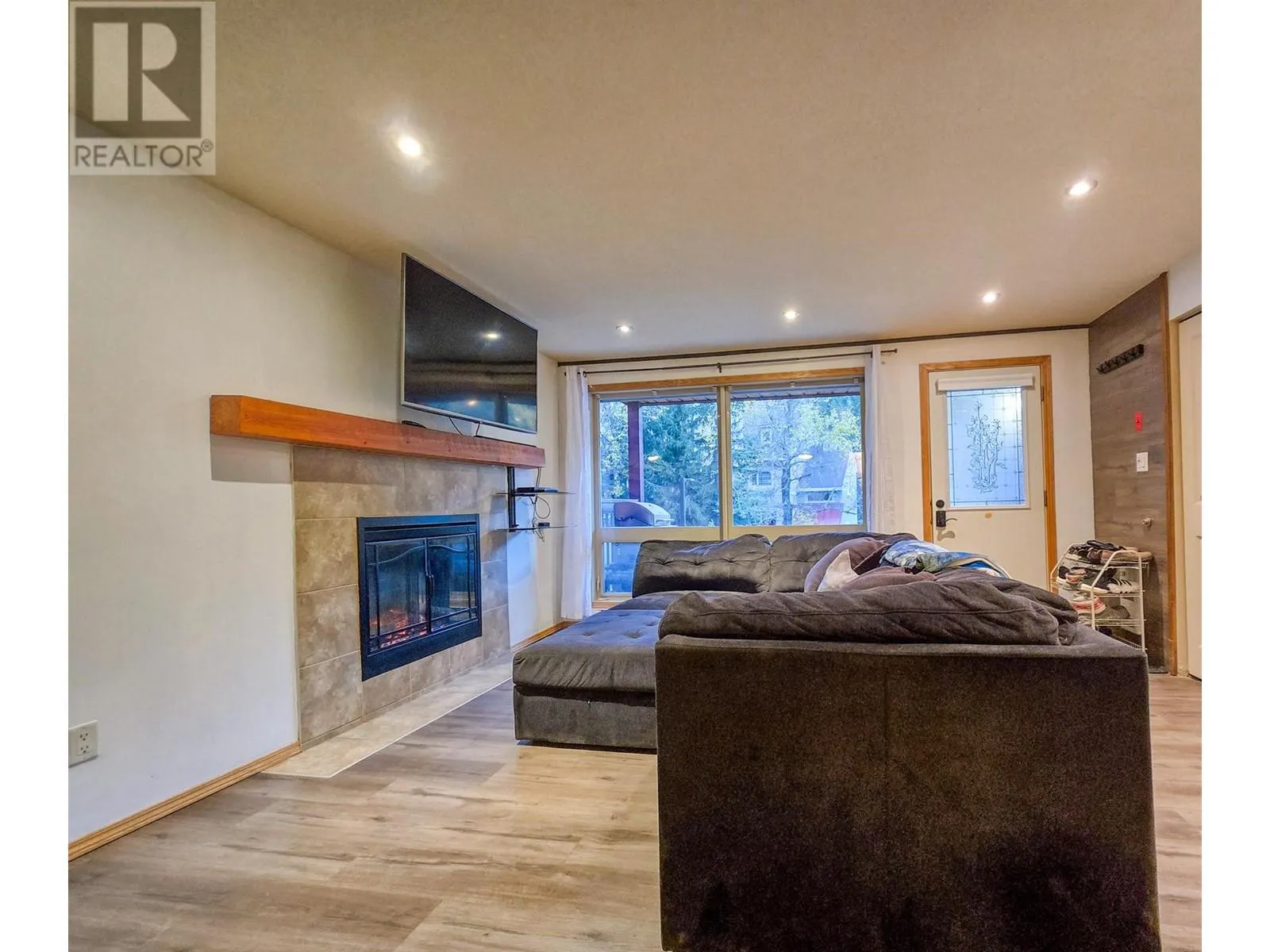 2030 PANORAMA Drive Unit# 306