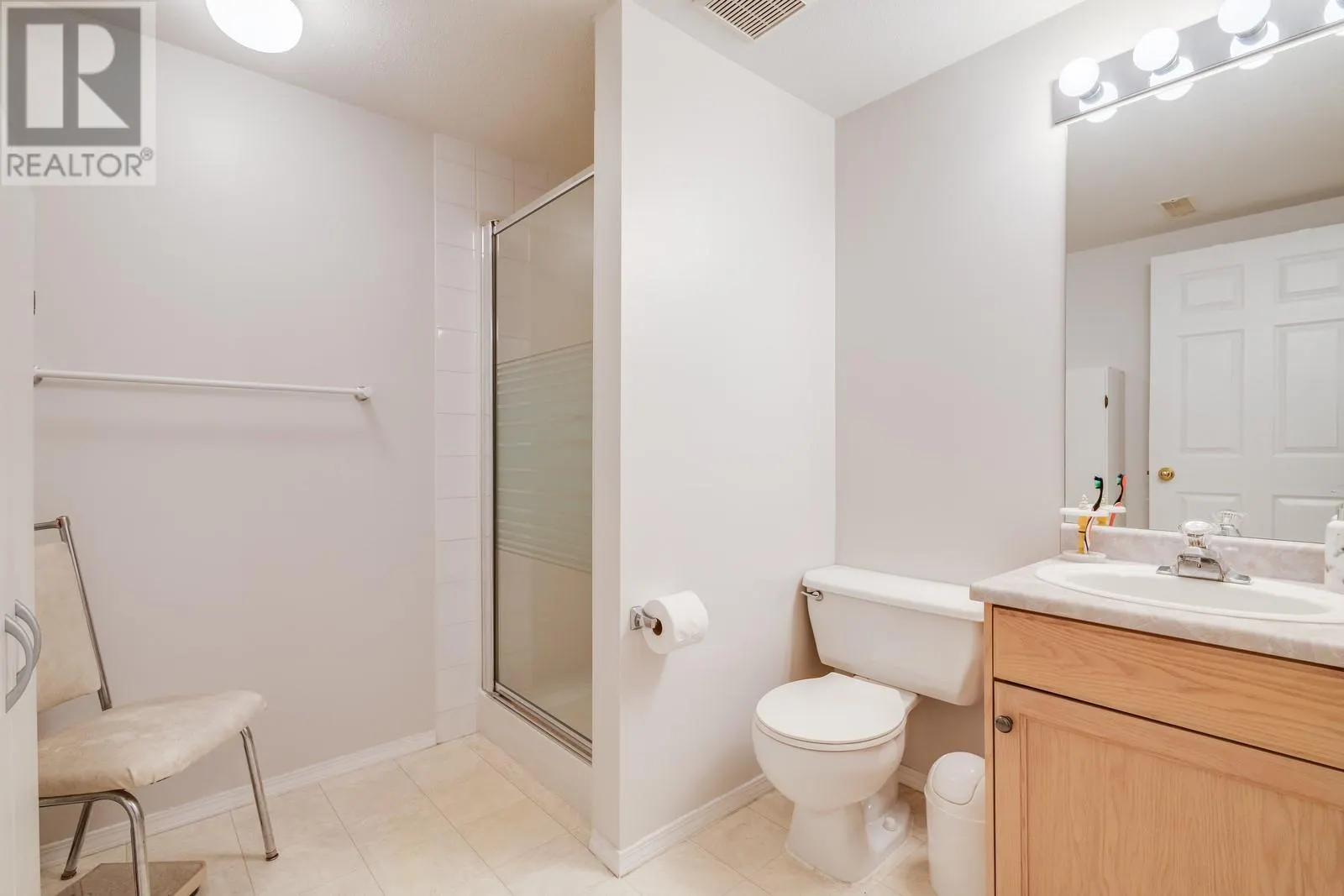 1874 Parkview Crescent Unit# 25