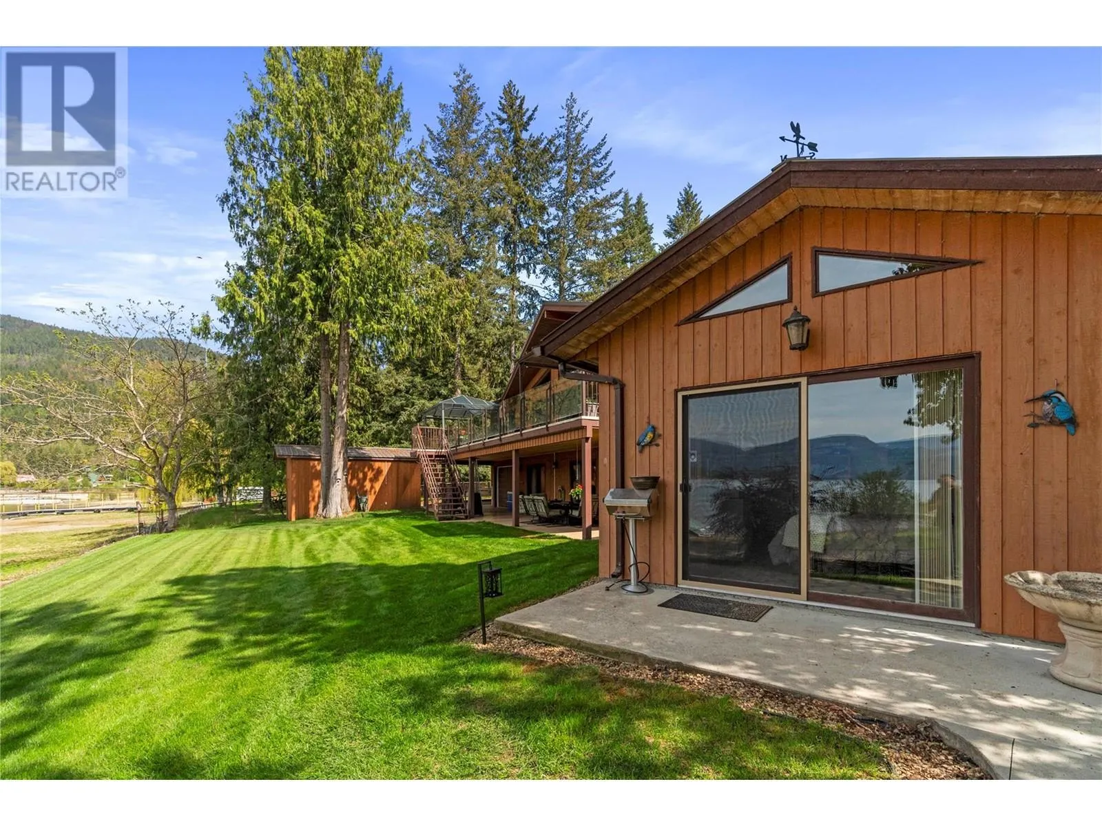 2647 Blind Bay Road