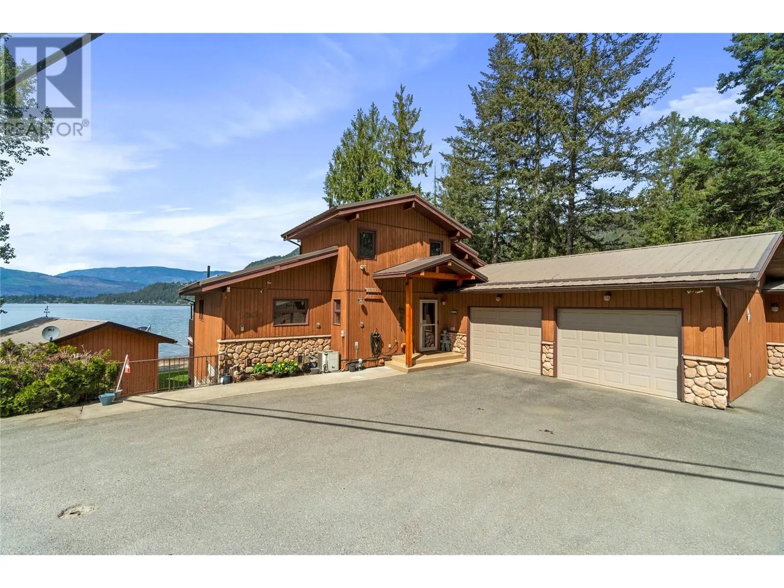 2647 Blind Bay Road