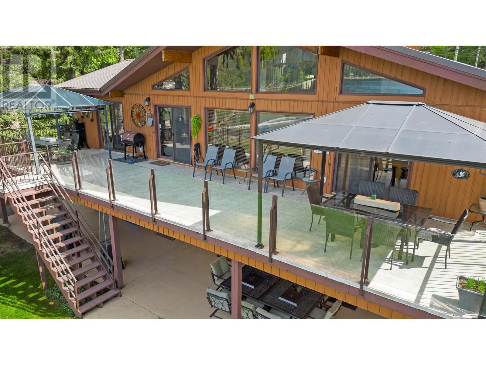 2647 Blind Bay Road