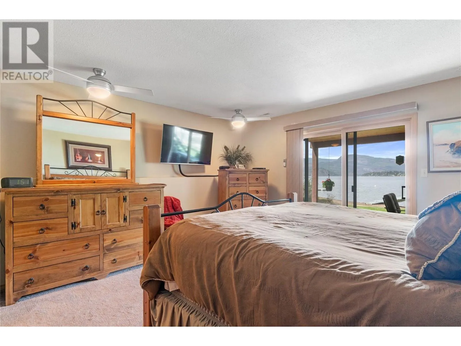 2647 Blind Bay Road