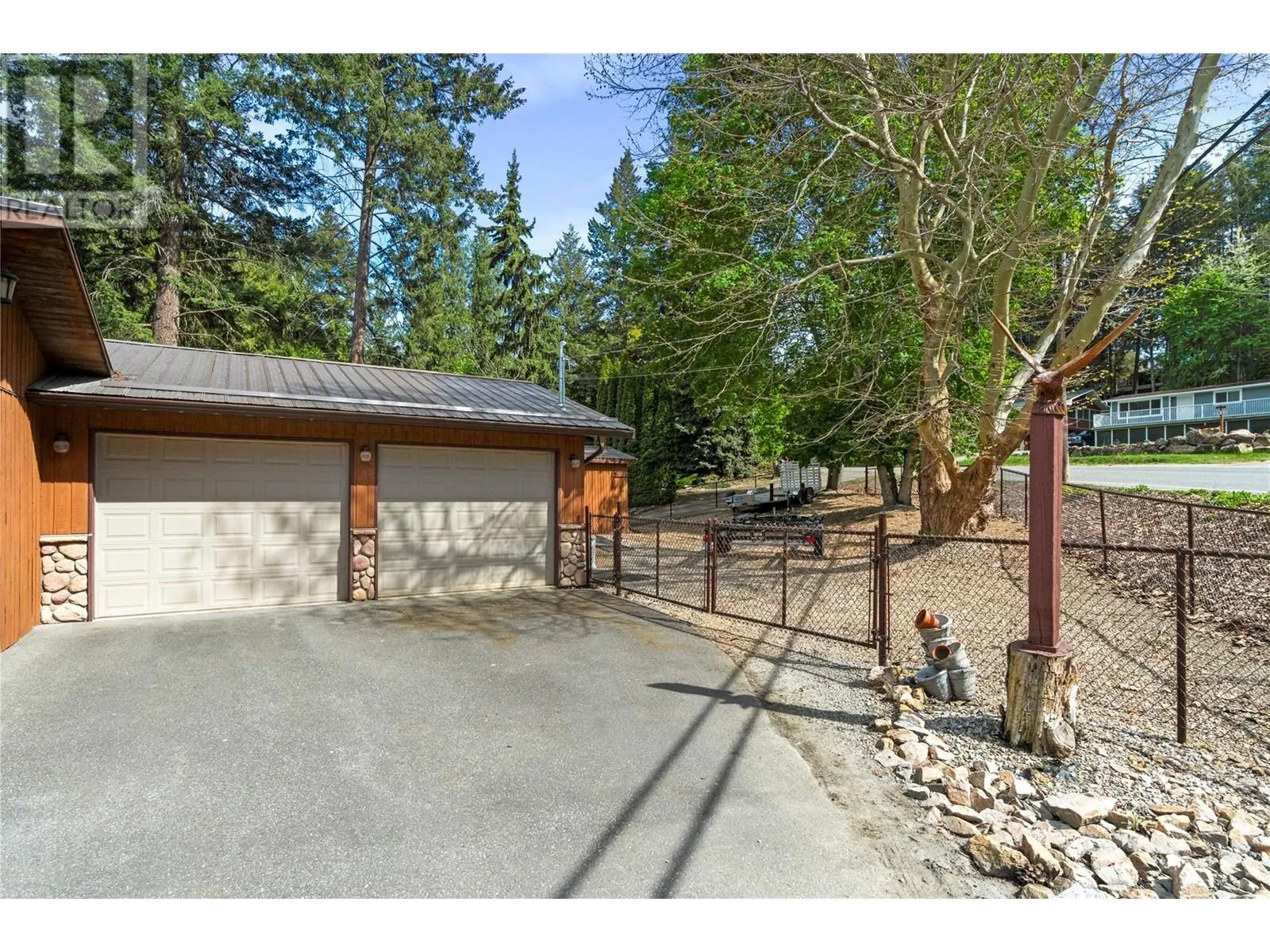2647 Blind Bay Road