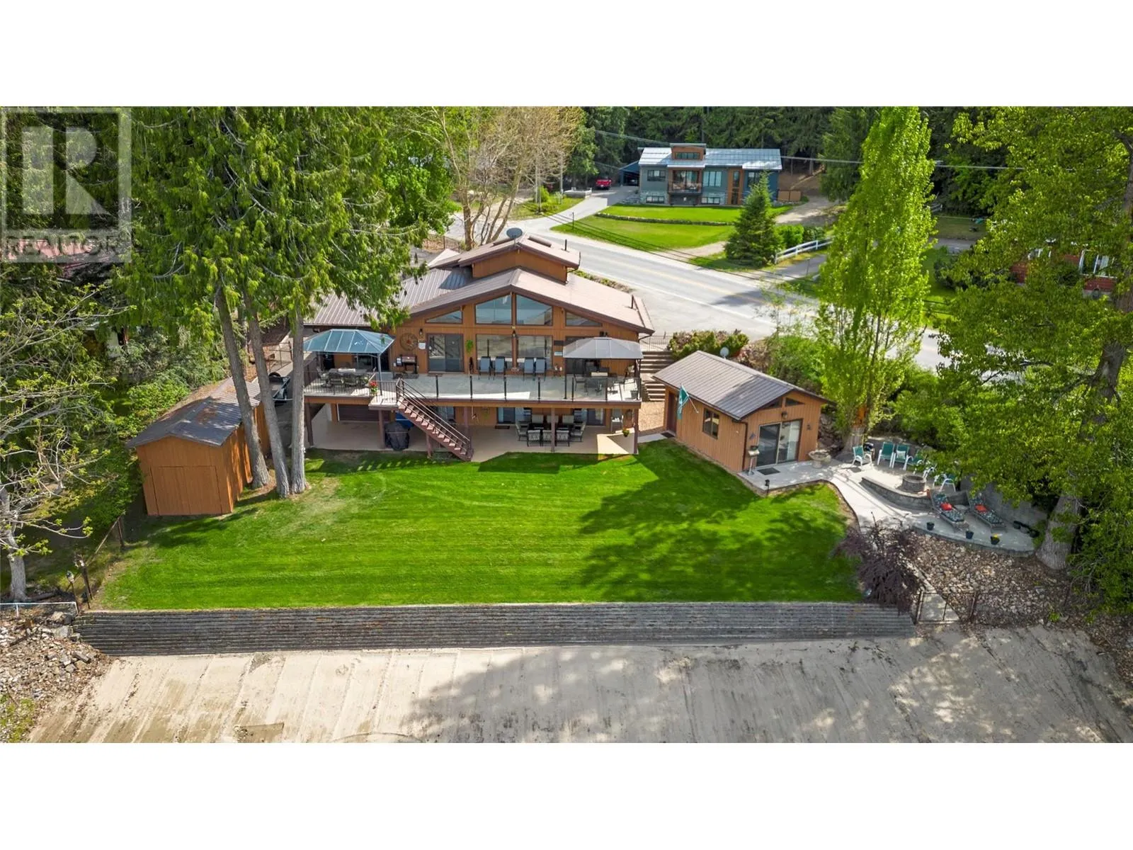 2647 Blind Bay Road