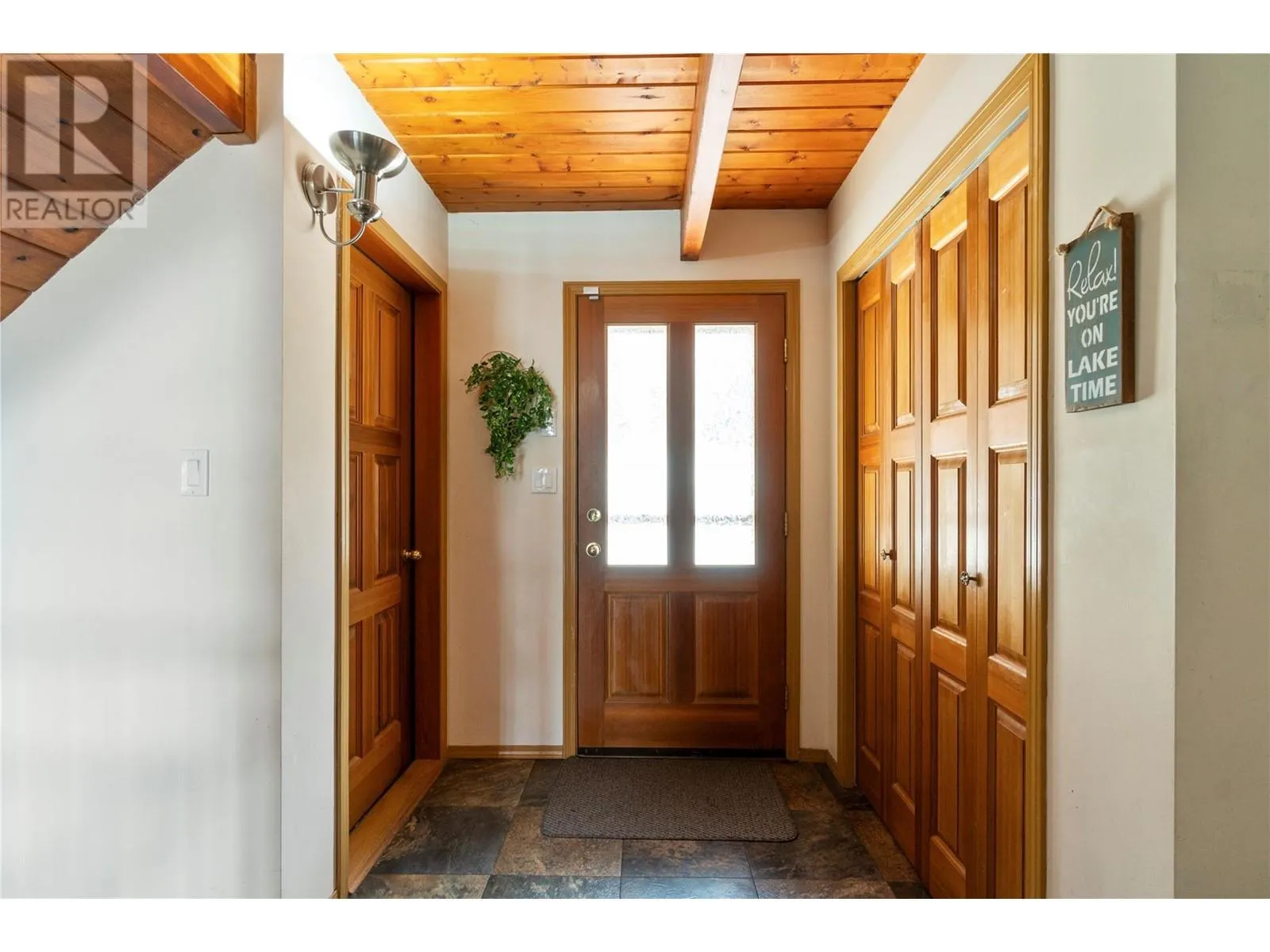 2647 Blind Bay Road