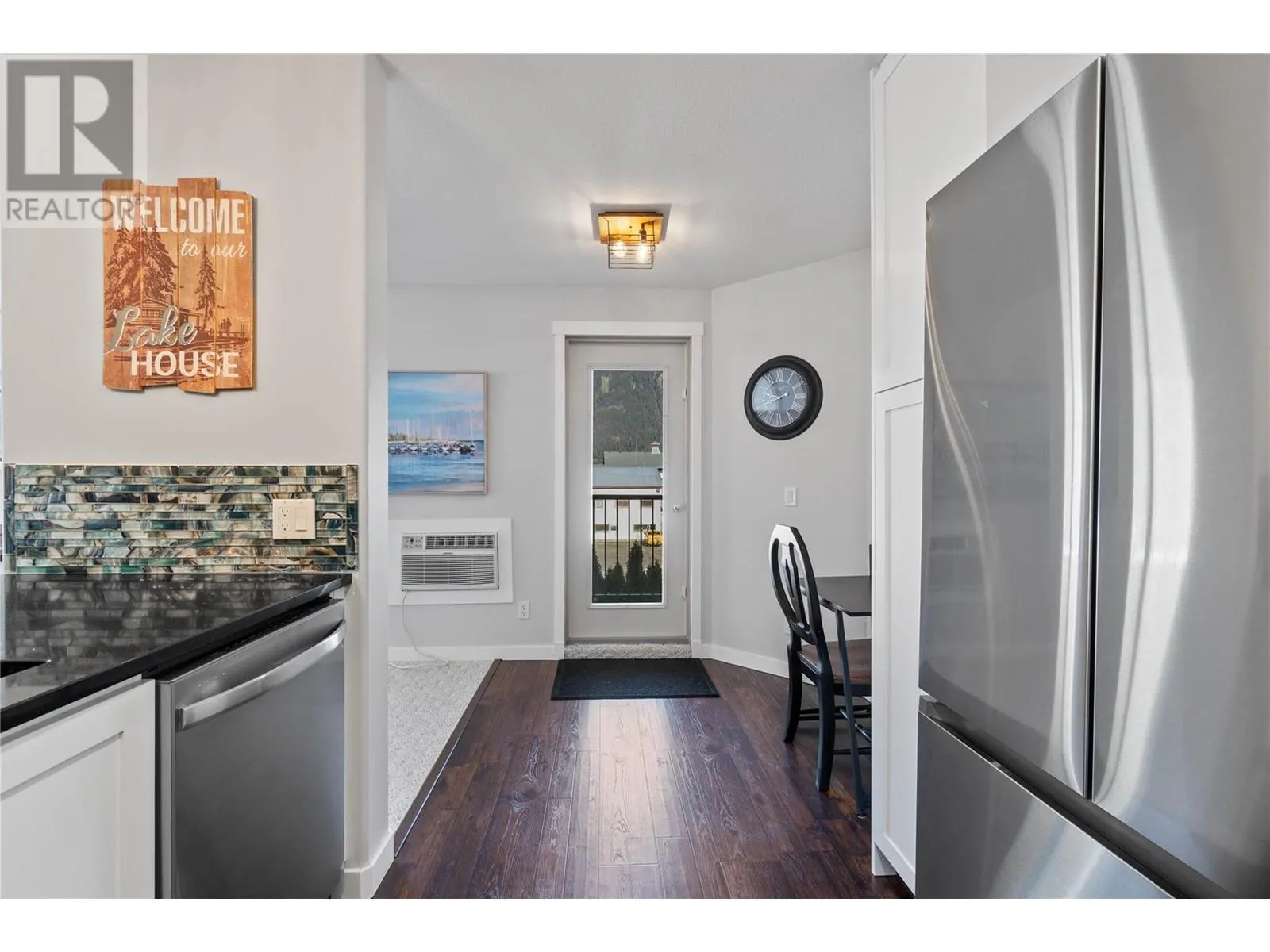 1002 Riverside Avenue Unit# 320