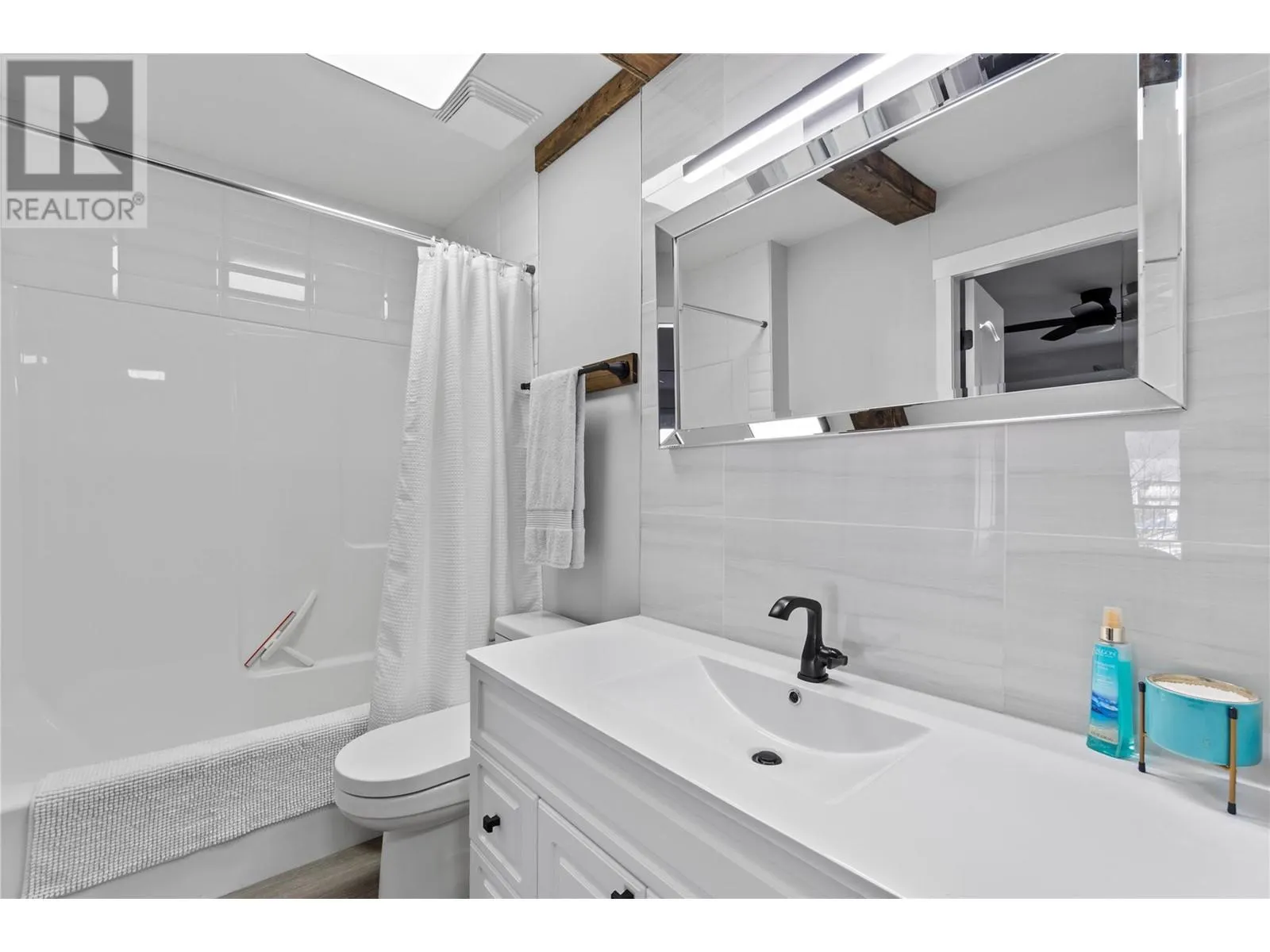 1002 Riverside Avenue Unit# 320