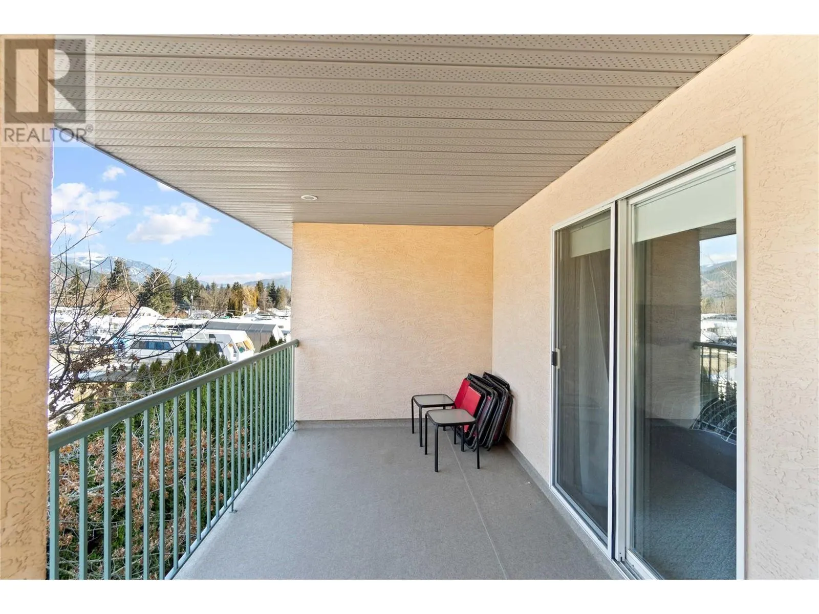1002 Riverside Avenue Unit# 320