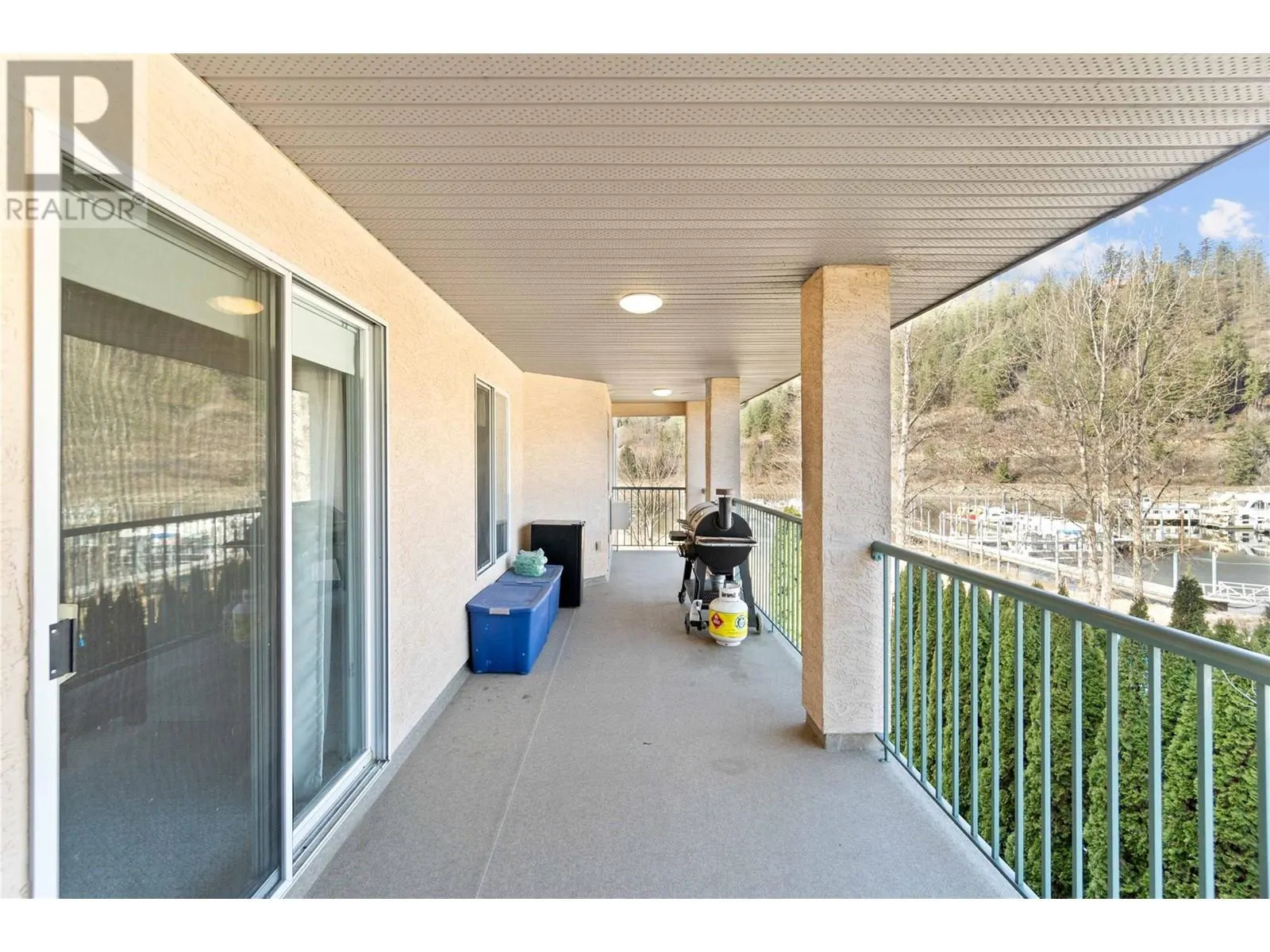 1002 Riverside Avenue Unit# 320