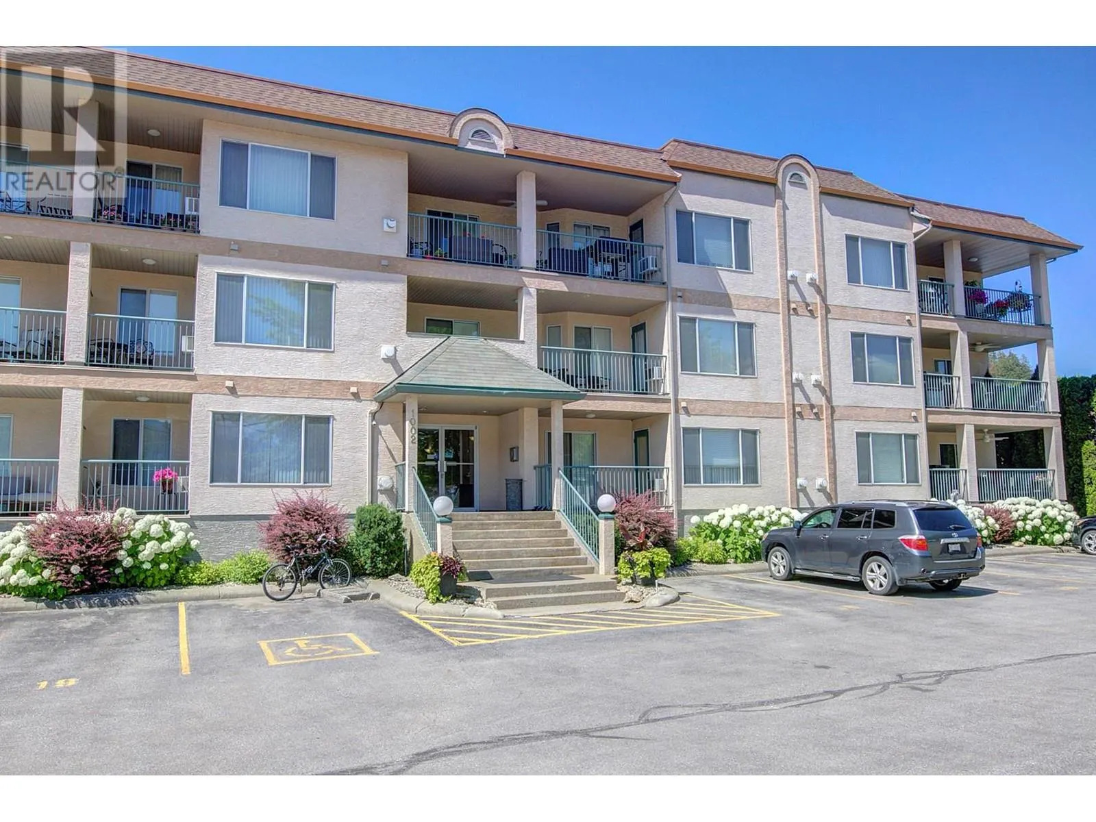 1002 Riverside Avenue Unit# 320