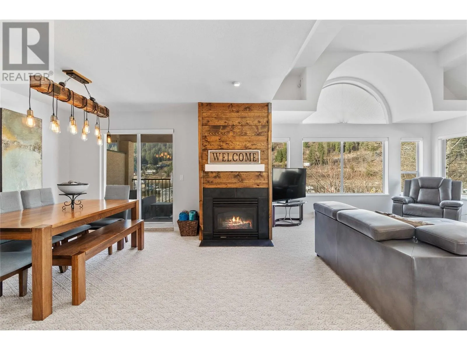 1002 Riverside Avenue Unit# 320