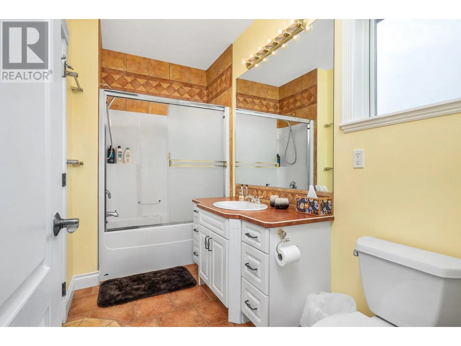 3473 Lakeview Place Unit# 202