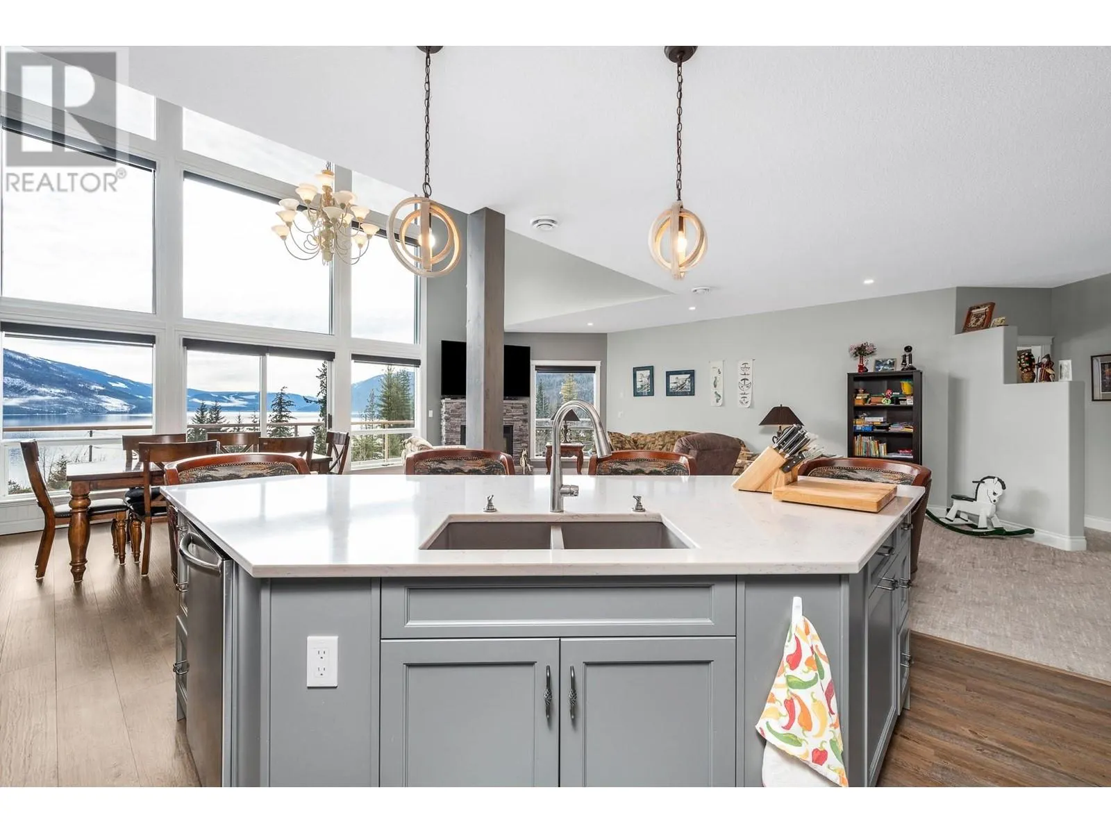 3473 Lakeview Place Unit# 202