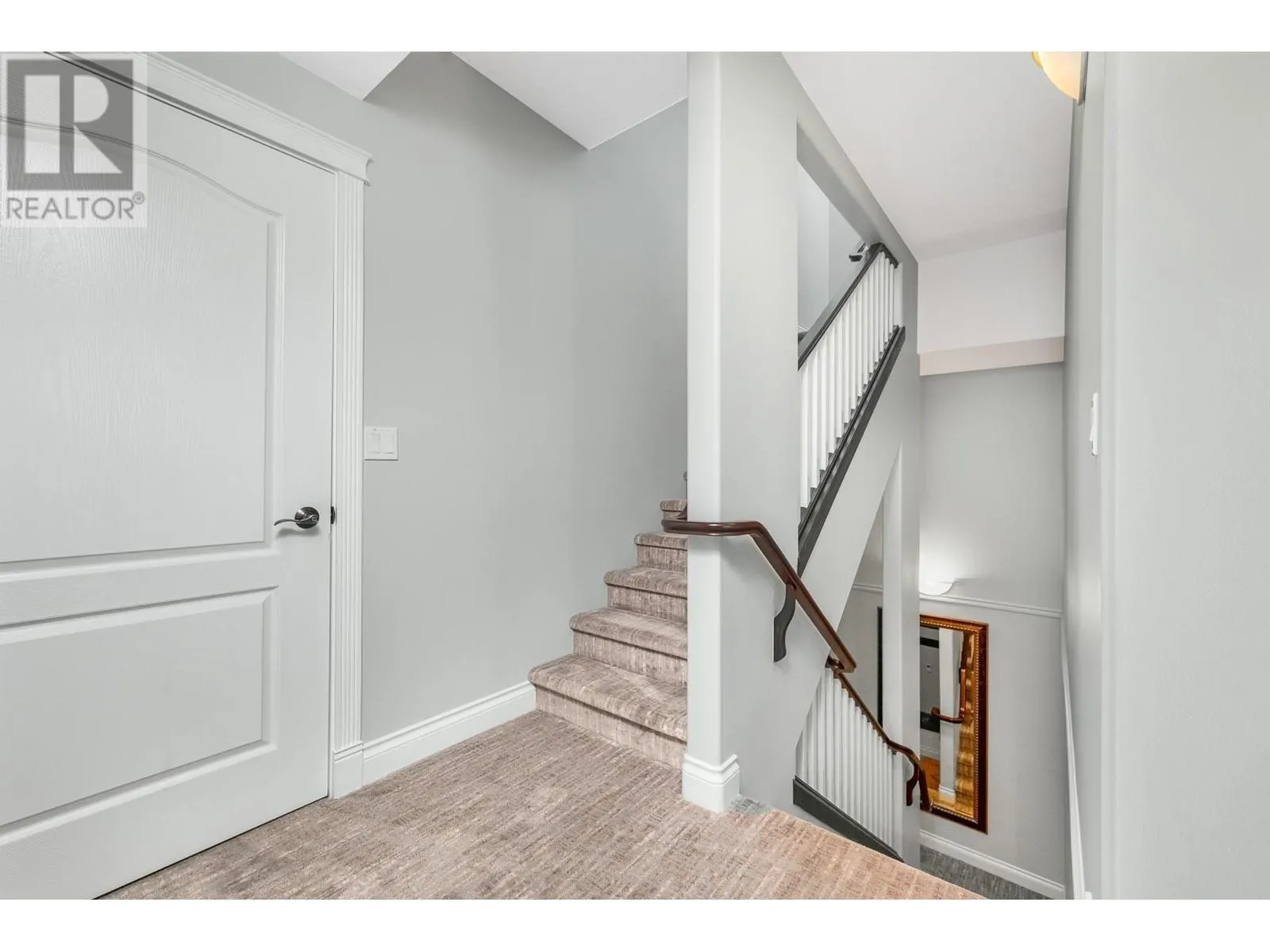 3473 Lakeview Place Unit# 202