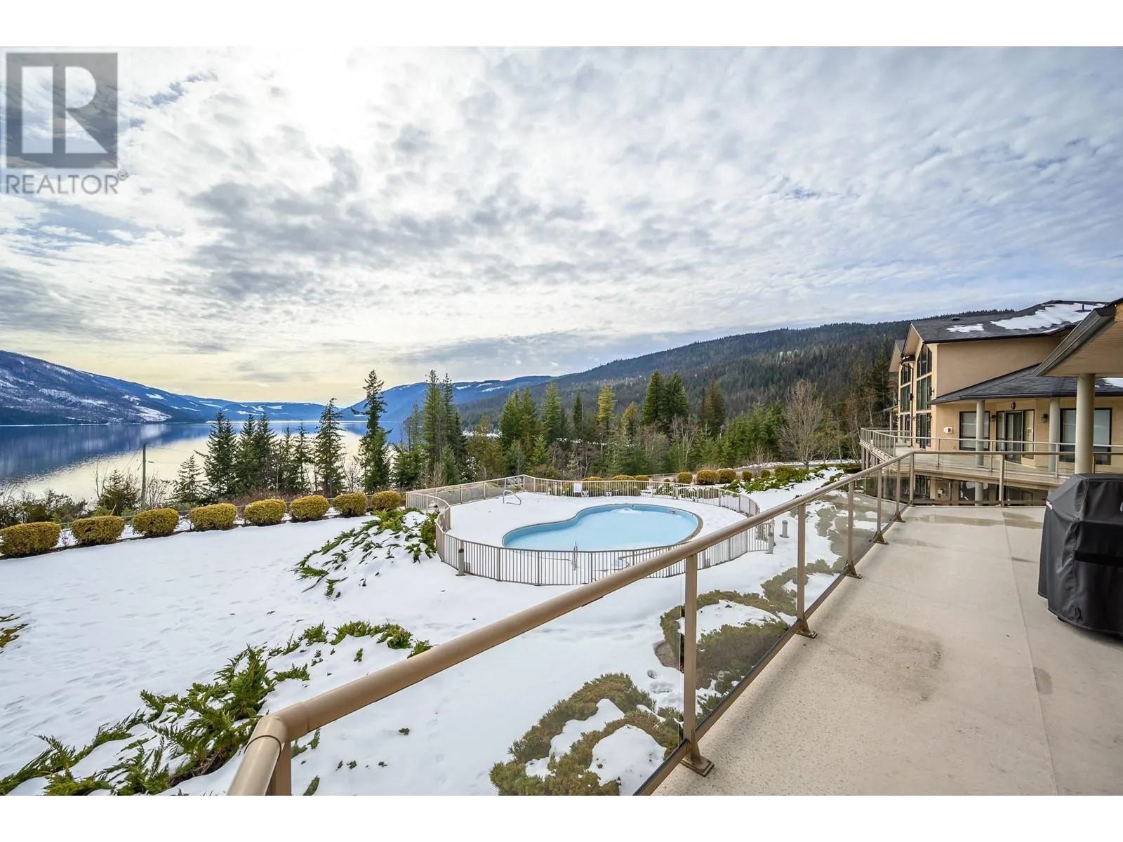3473 Lakeview Place Unit# 202
