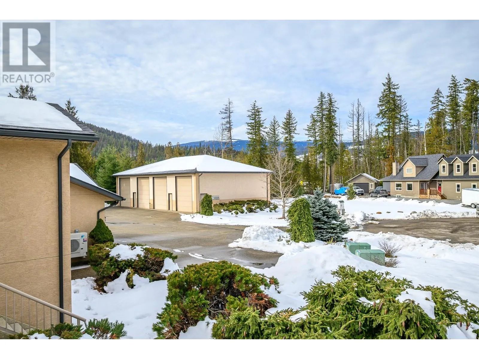 3473 Lakeview Place Unit# 202