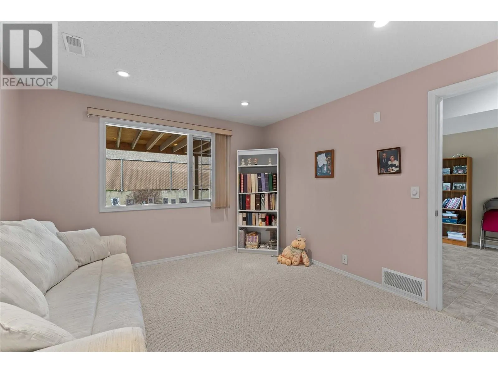 3906 Pleasant Valley Road Unit# 10