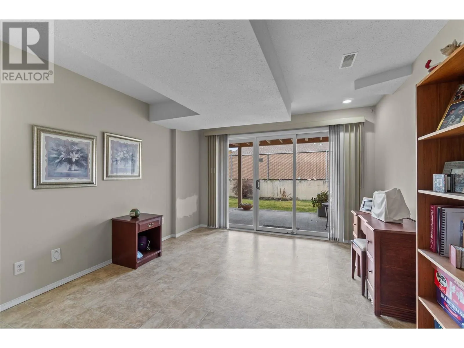 3906 Pleasant Valley Road Unit# 10