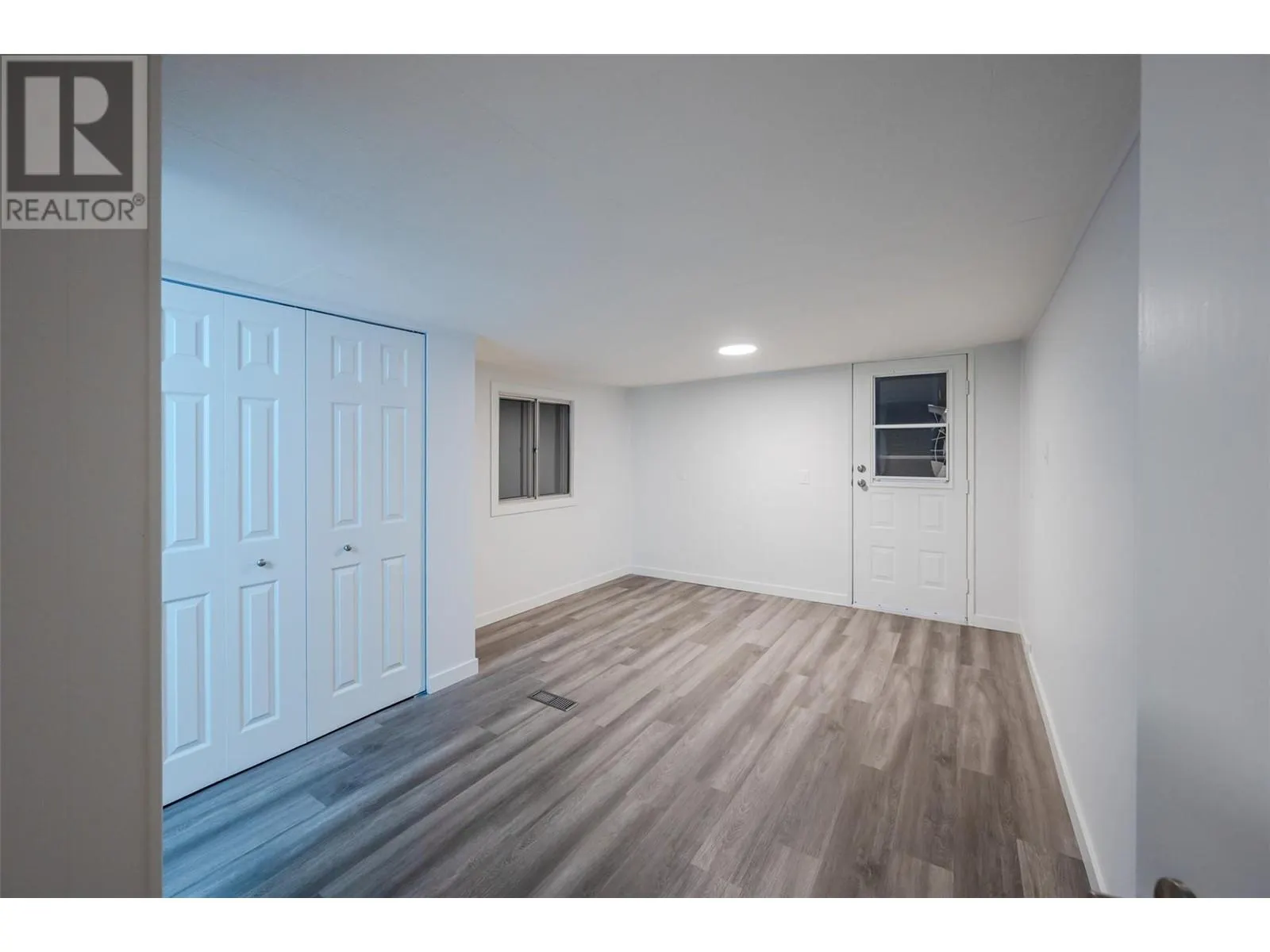 197 DAUPHIN Avenue Unit# 14
