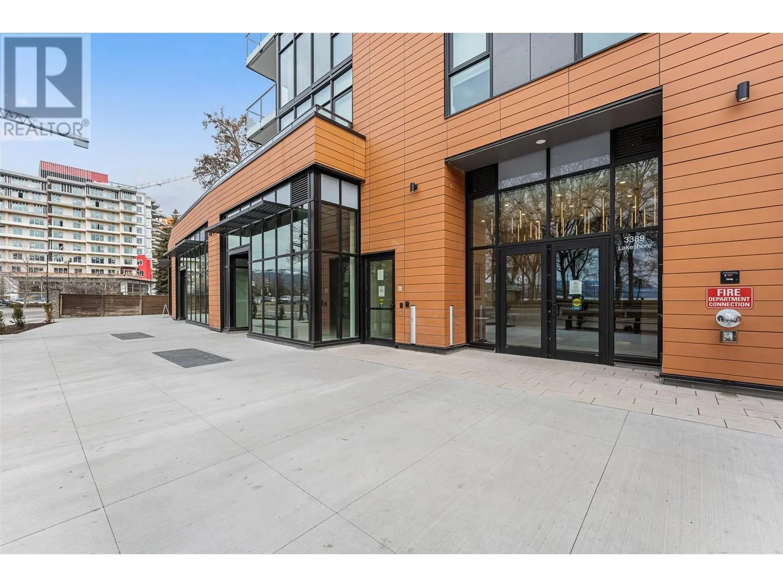 3389 Lakeshore Road Unit# 605