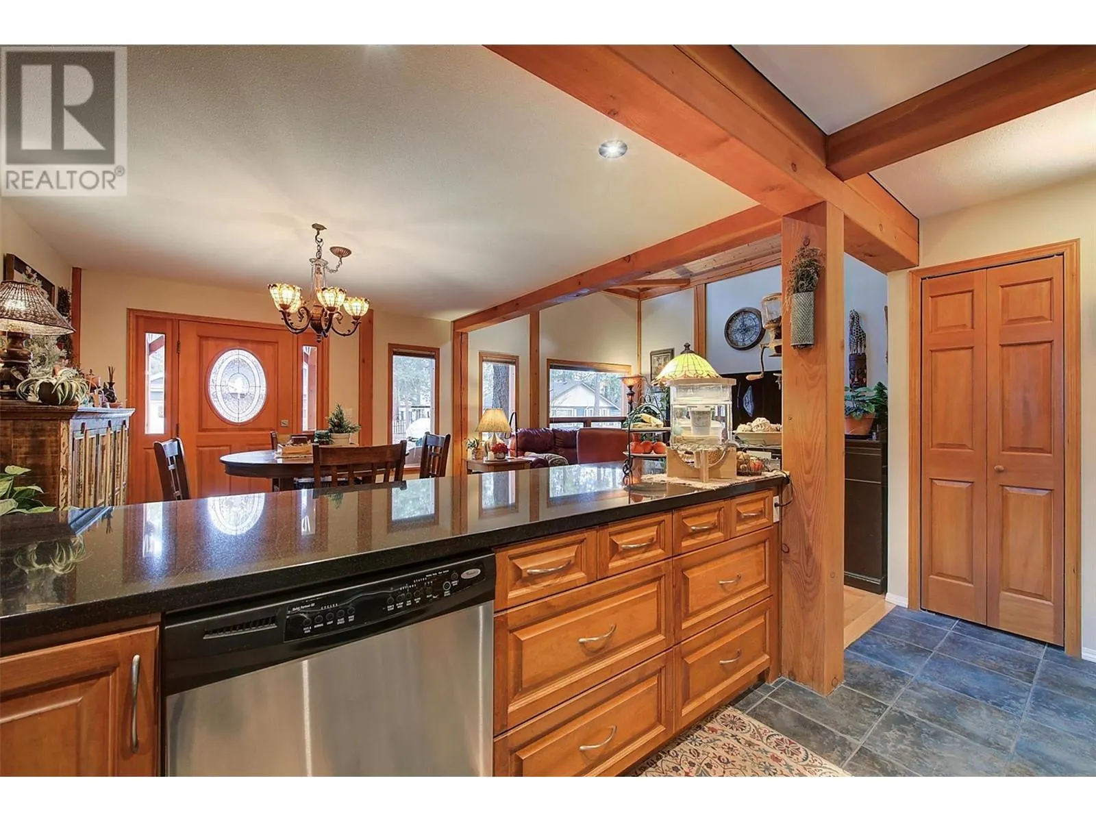 346 Hummingbird Avenue