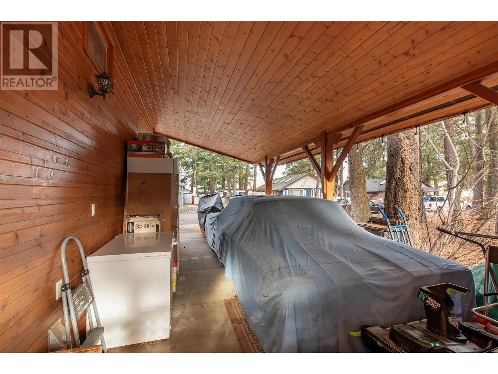 346 Hummingbird Avenue