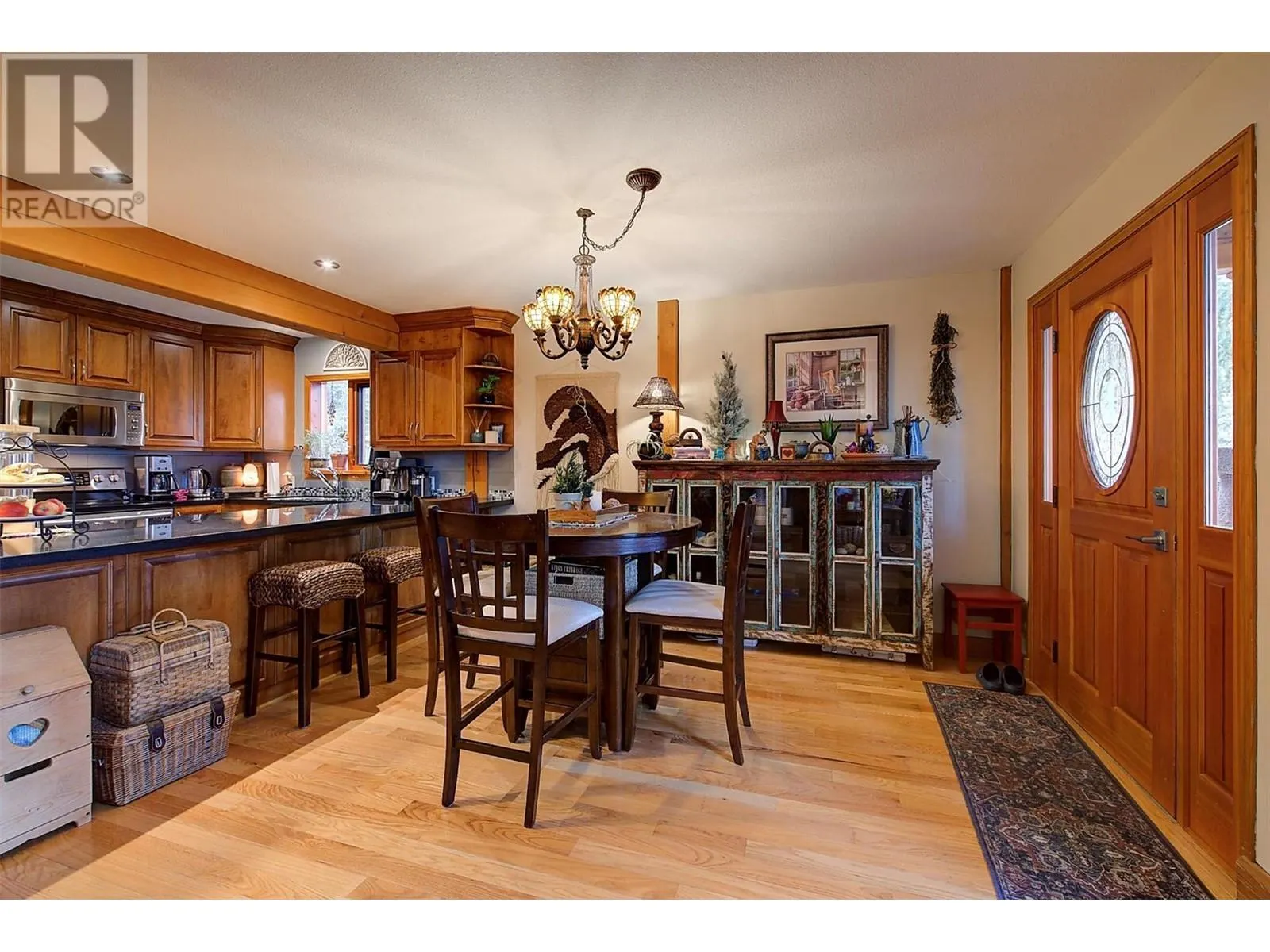 346 Hummingbird Avenue