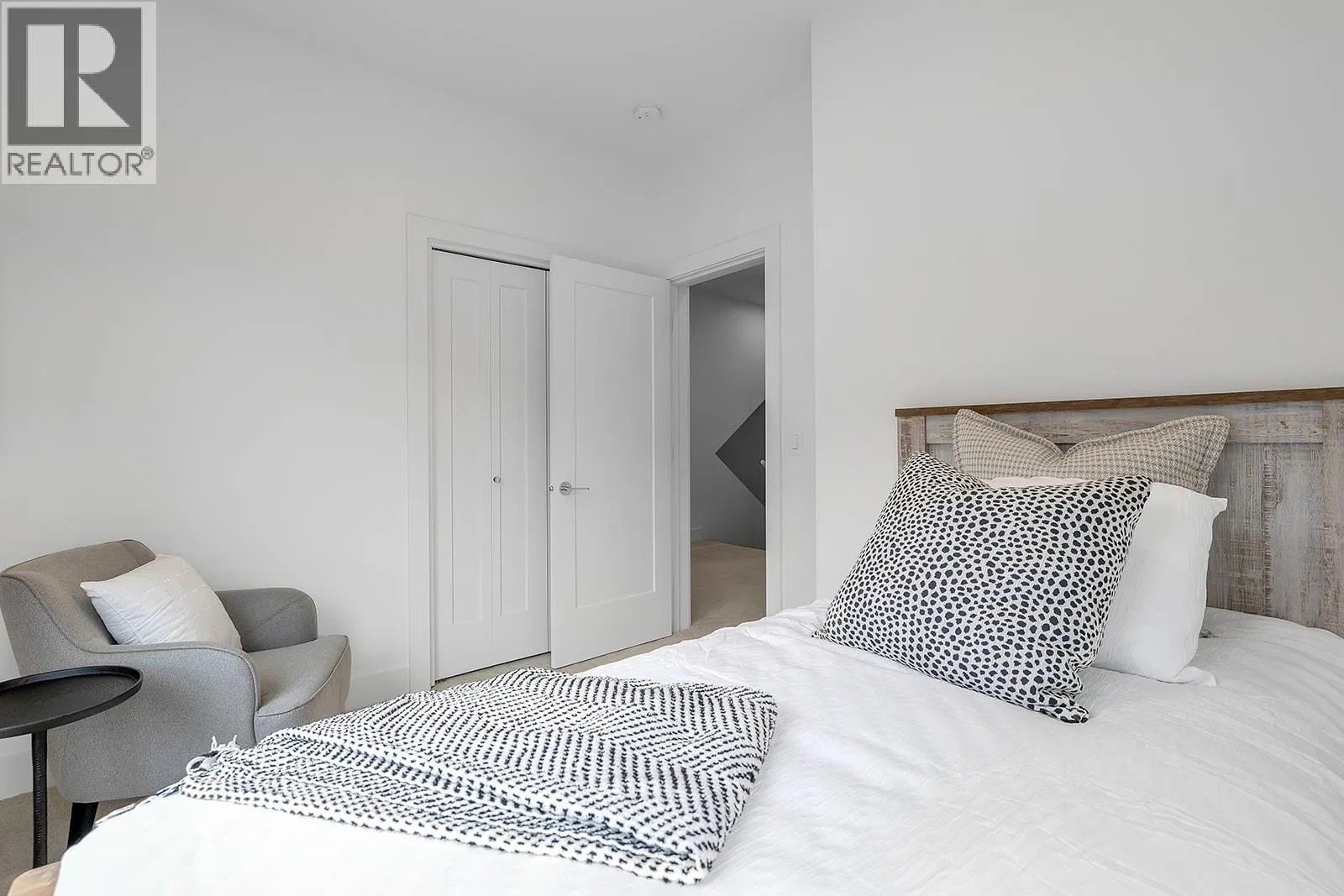 1455 Cara Glen Court Unit# 118