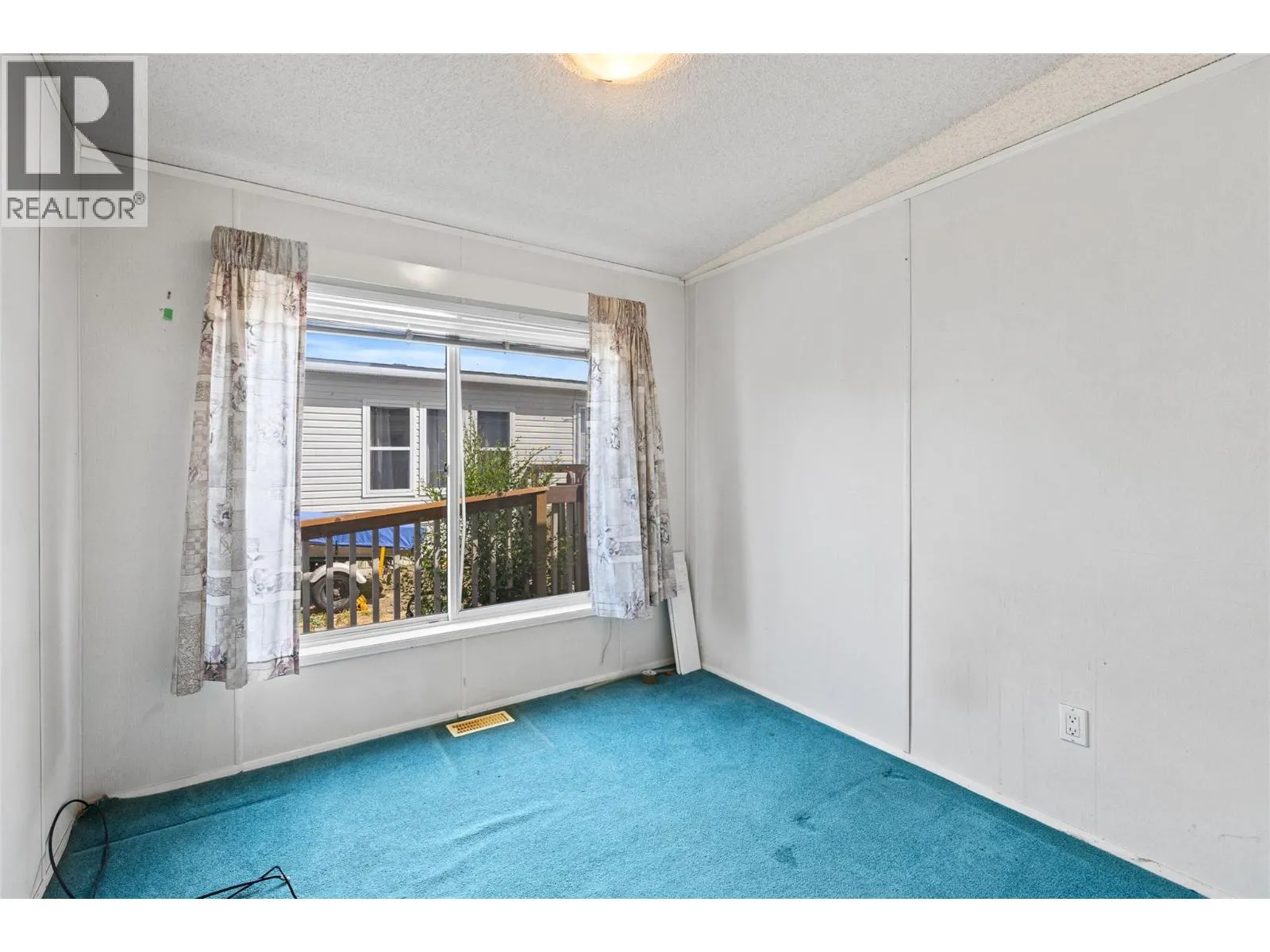 2005 Boucherie Road Unit# 137