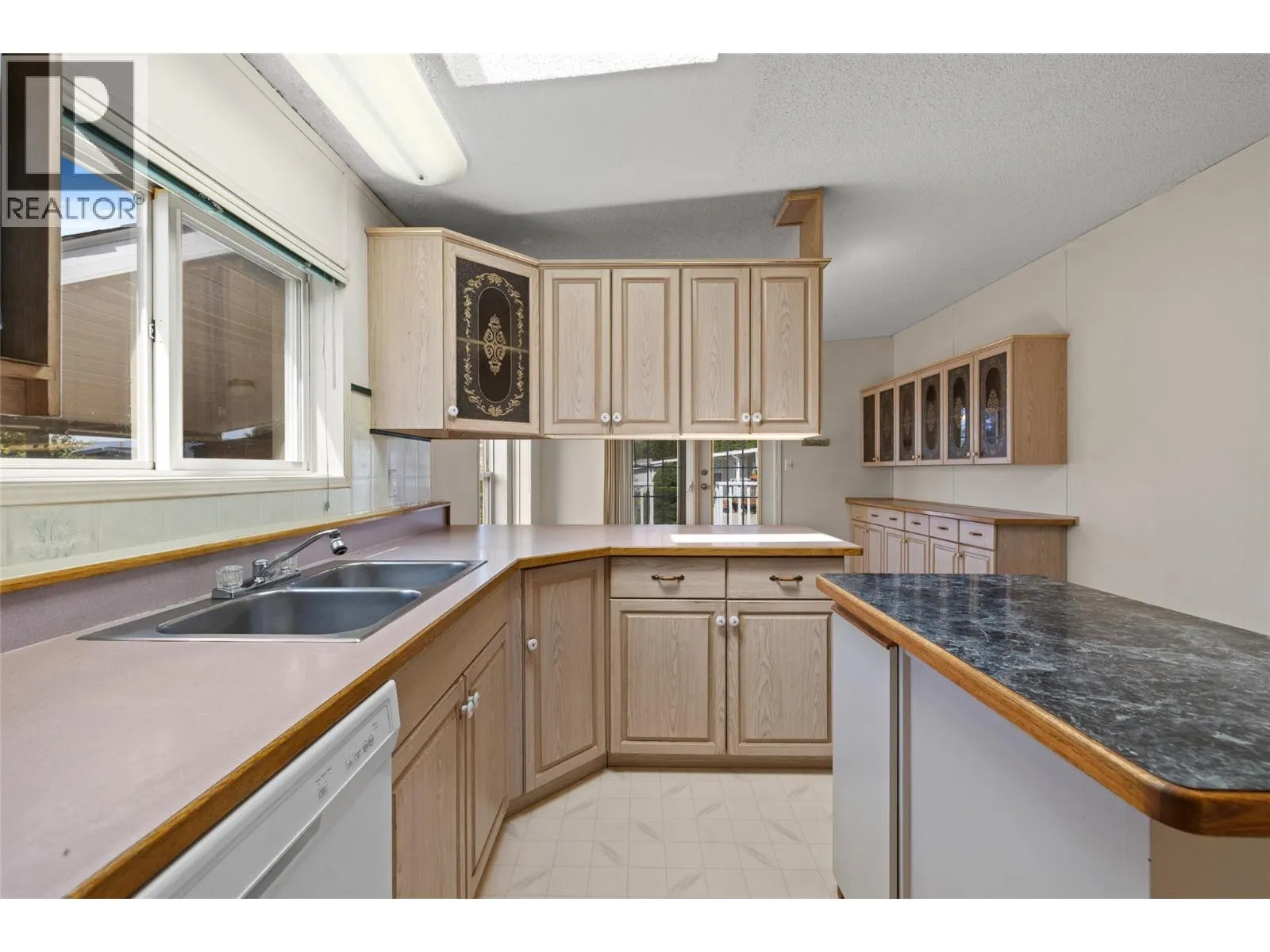2005 Boucherie Road Unit# 137