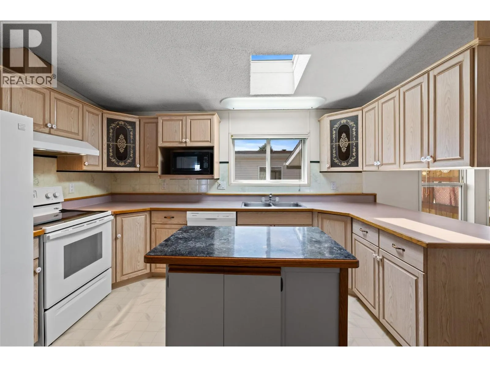 2005 Boucherie Road Unit# 137