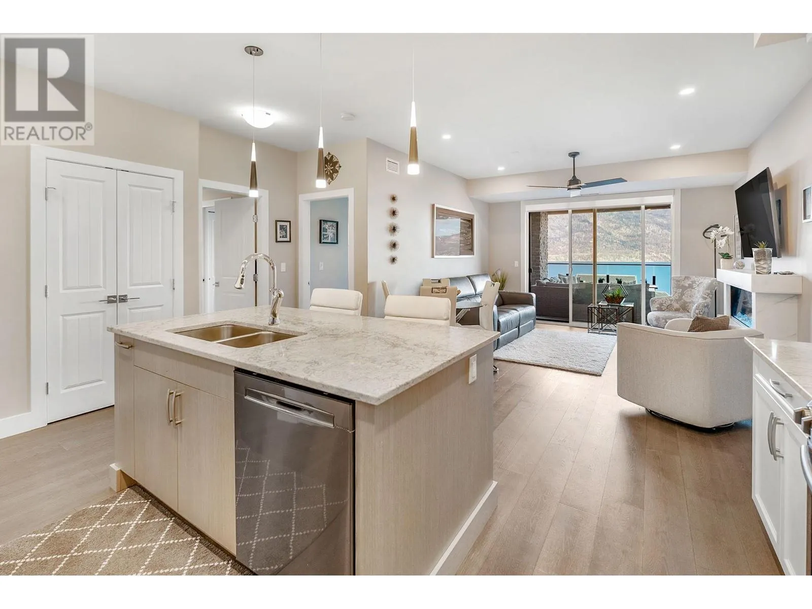 3475 Granite Close Unit# 104