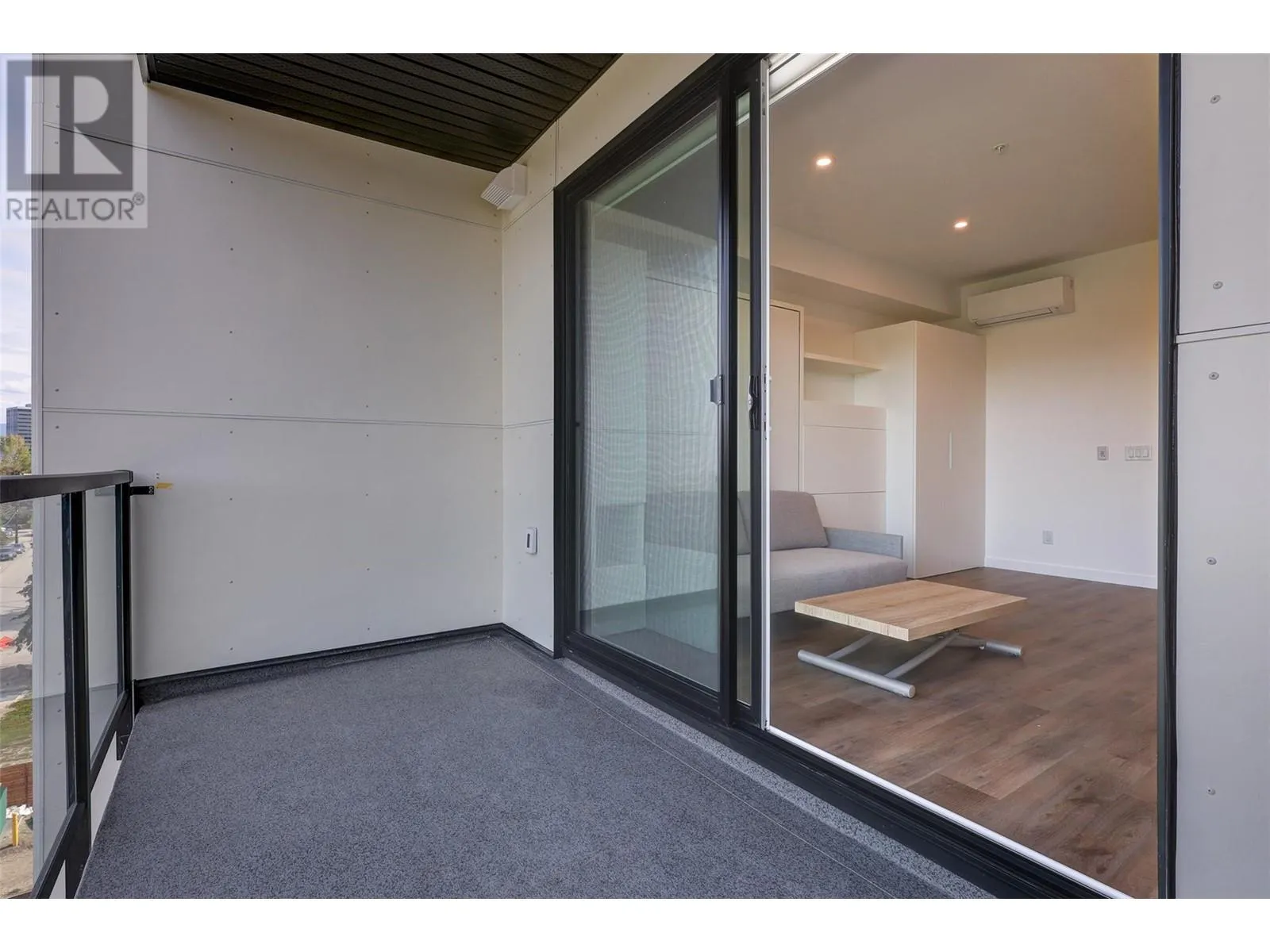 1274 Devonshire Avenue Unit# 507