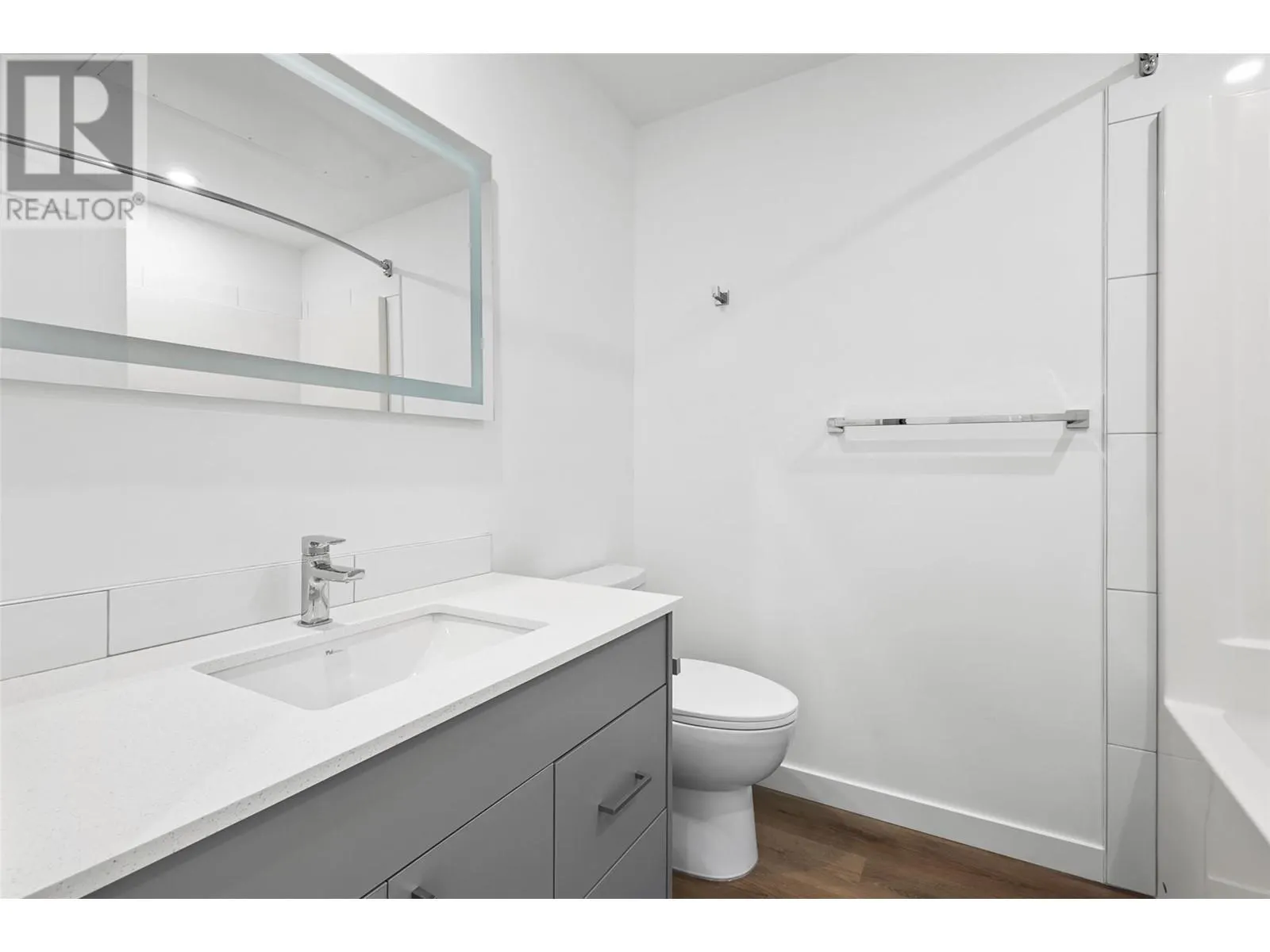1274 Devonshire Avenue Unit# 507