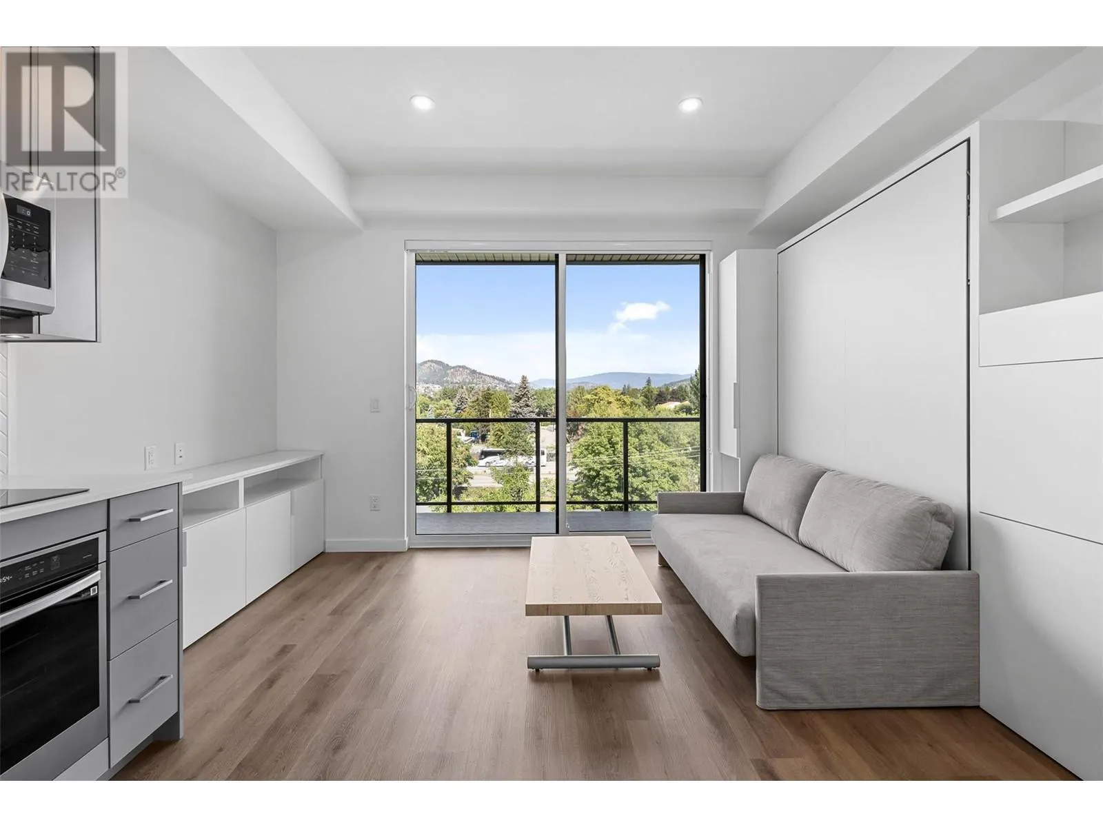 1274 Devonshire Avenue Unit# 507