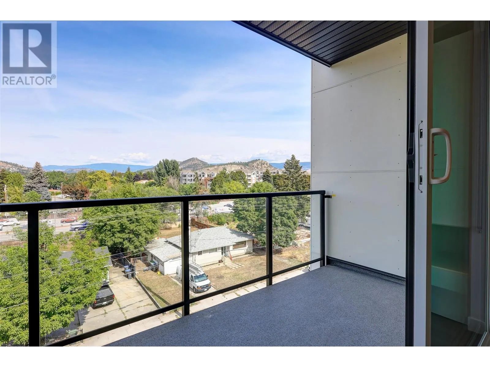 1274 Devonshire Avenue Unit# 507