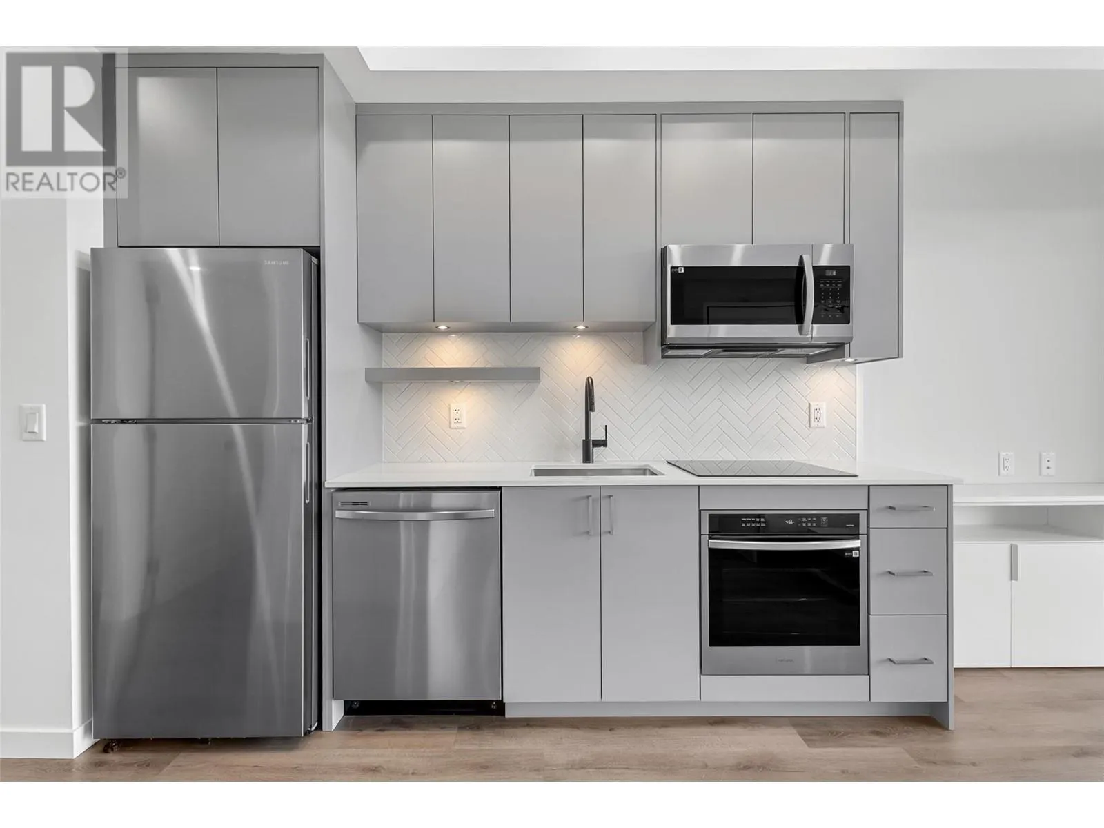 1274 Devonshire Avenue Unit# 507