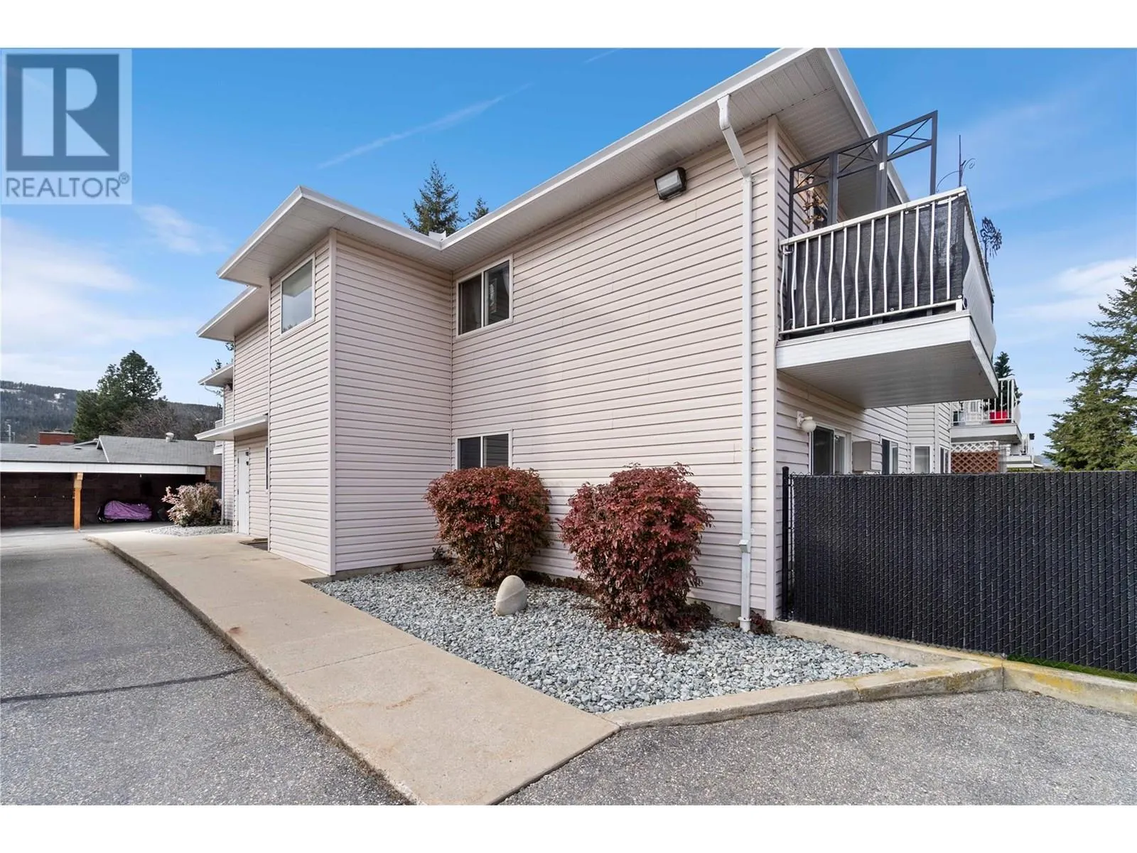 211 Kildonan Avenue Unit# 210 Lot# 10