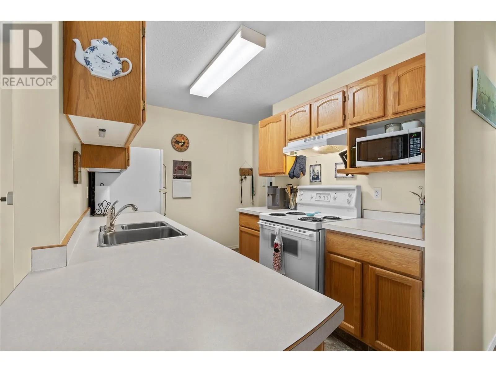 211 Kildonan Avenue Unit# 210 Lot# 10