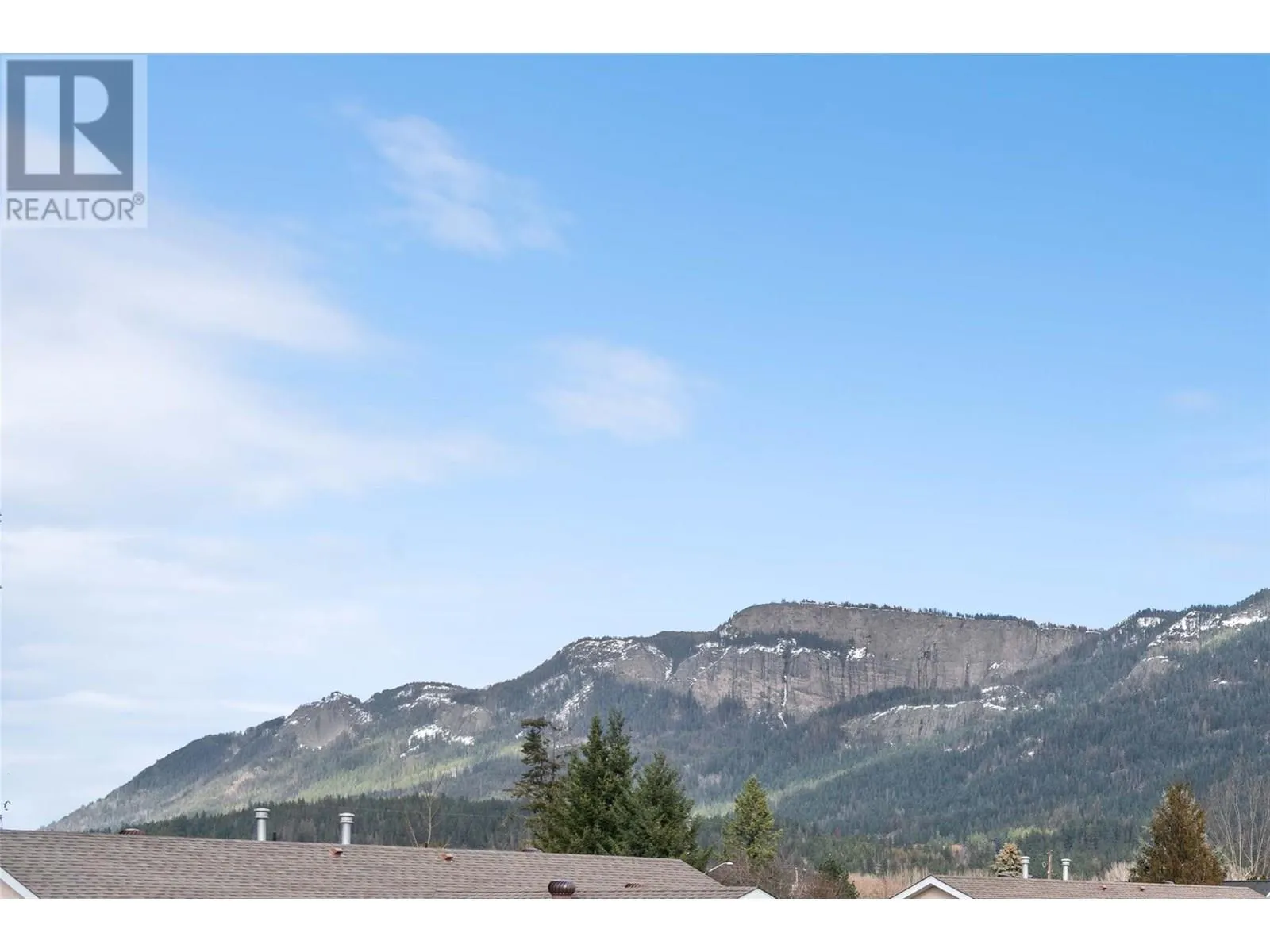 211 Kildonan Avenue Unit# 210 Lot# 10