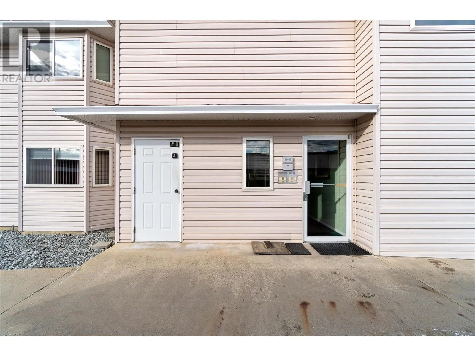 211 Kildonan Avenue Unit# 210 Lot# 10