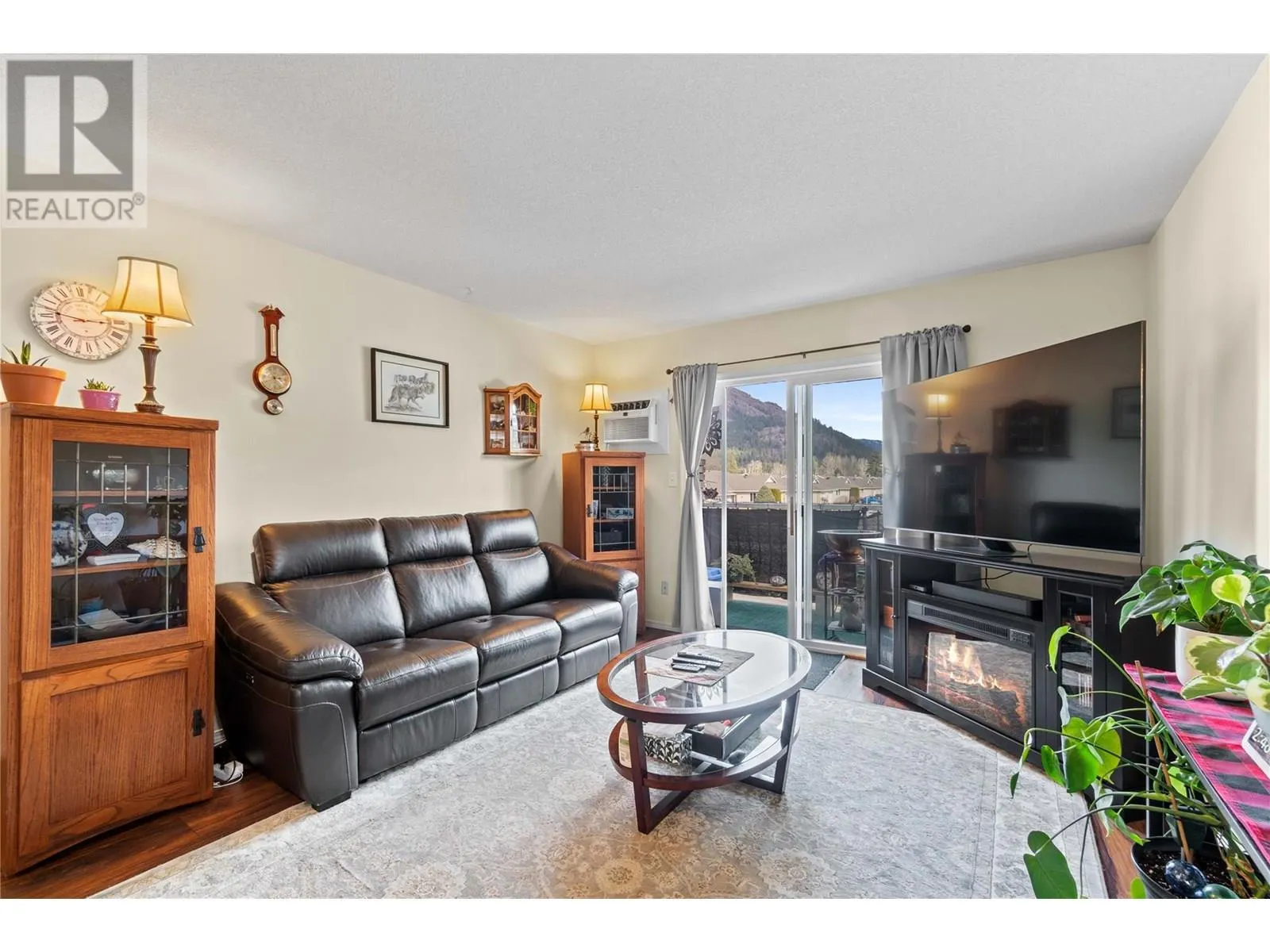 211 Kildonan Avenue Unit# 210 Lot# 10