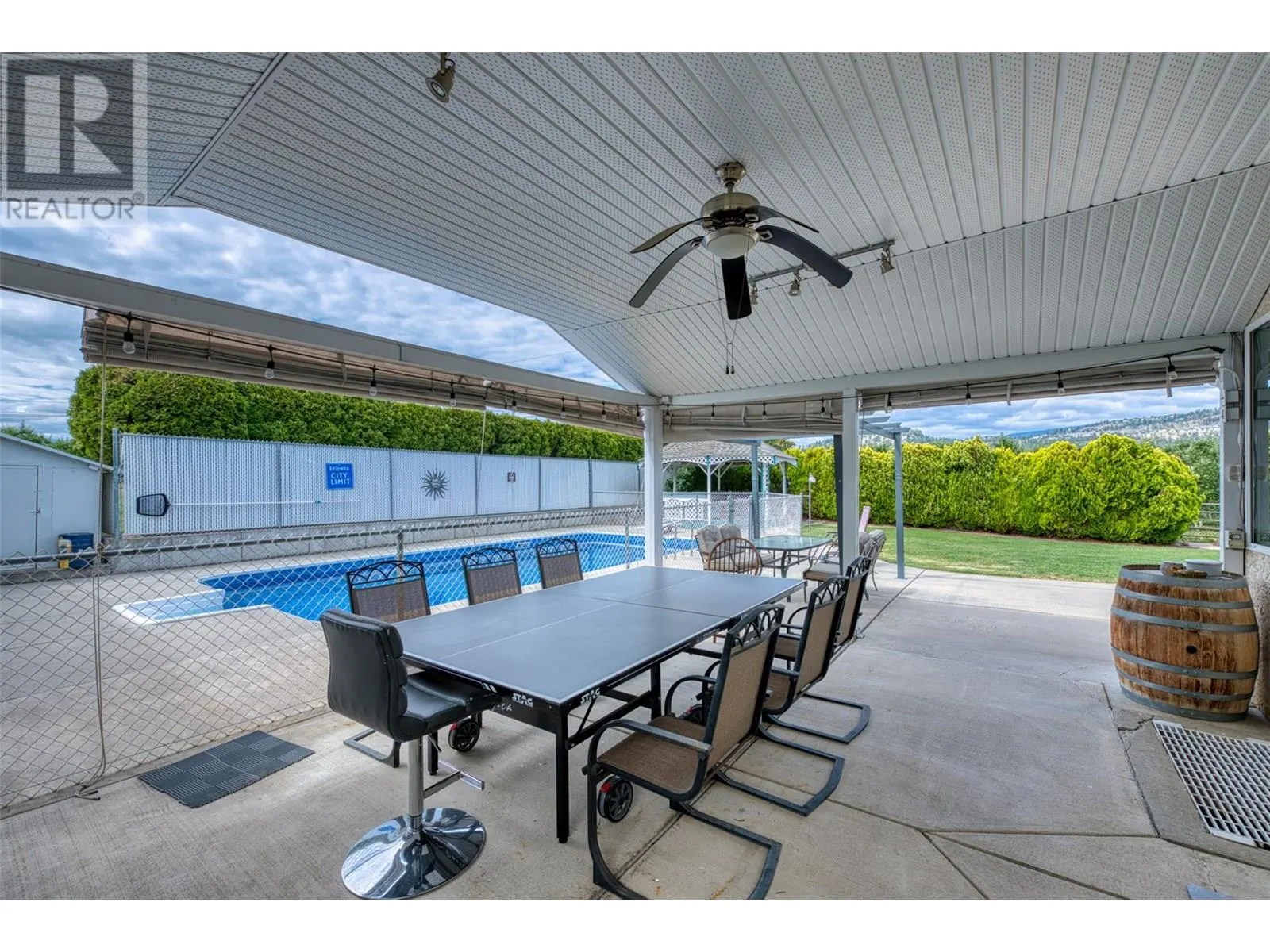 2547 Sexsmith Road