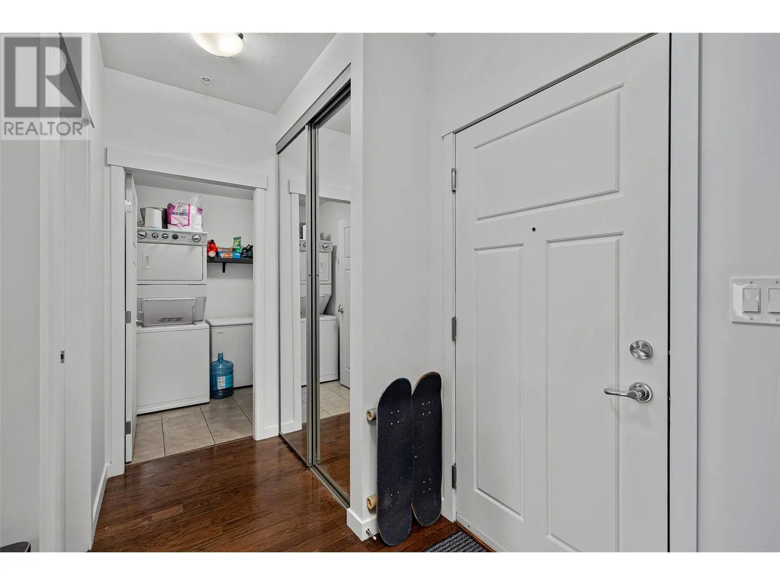 1957 Kane Road Unit# 206