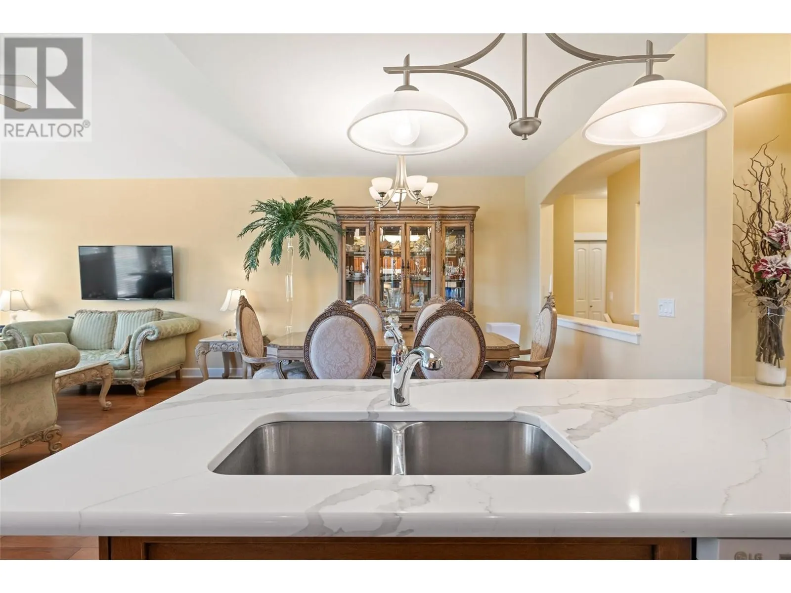 4035 Gellatly Road Unit# 239