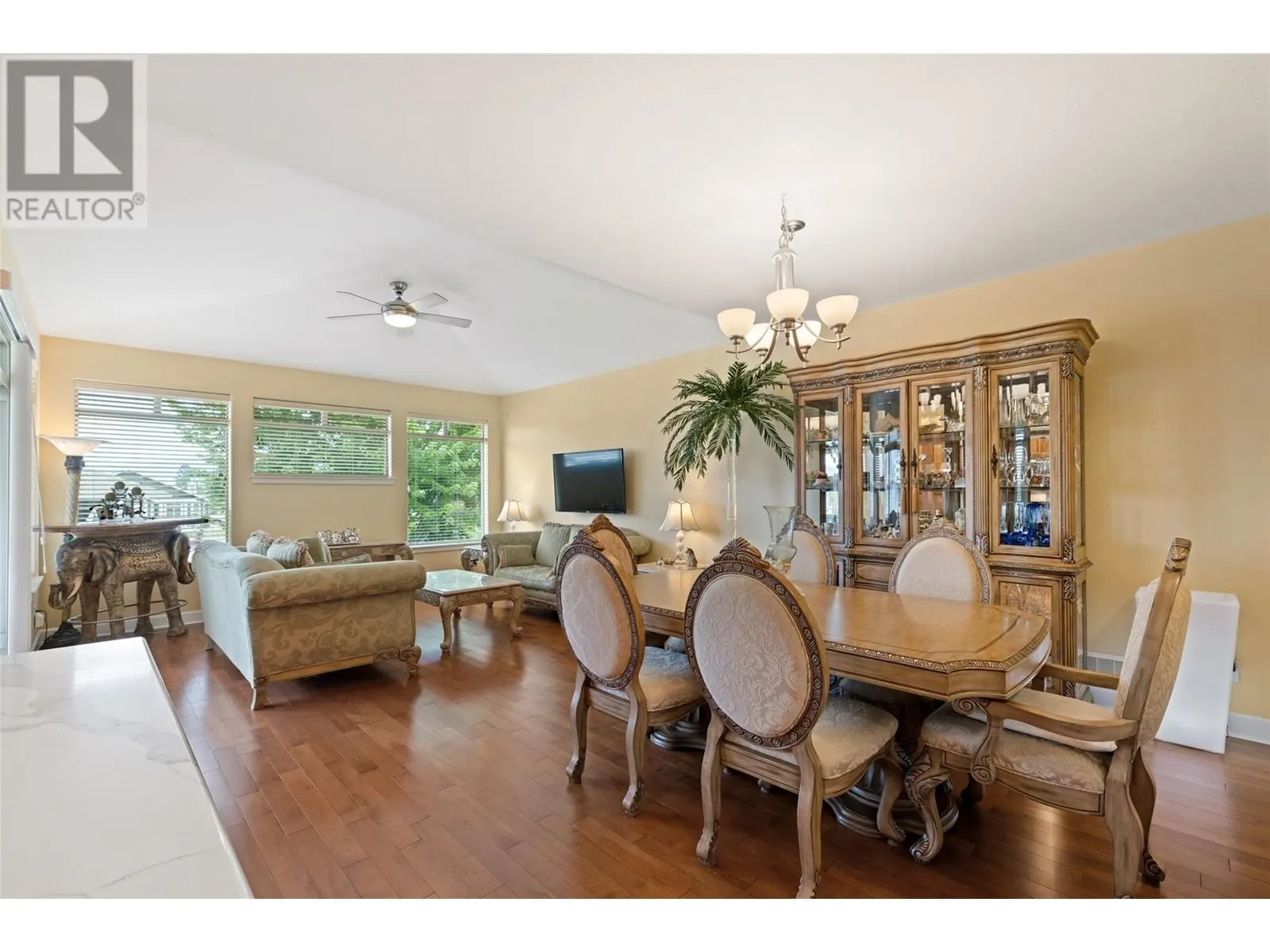 4035 Gellatly Road Unit# 239