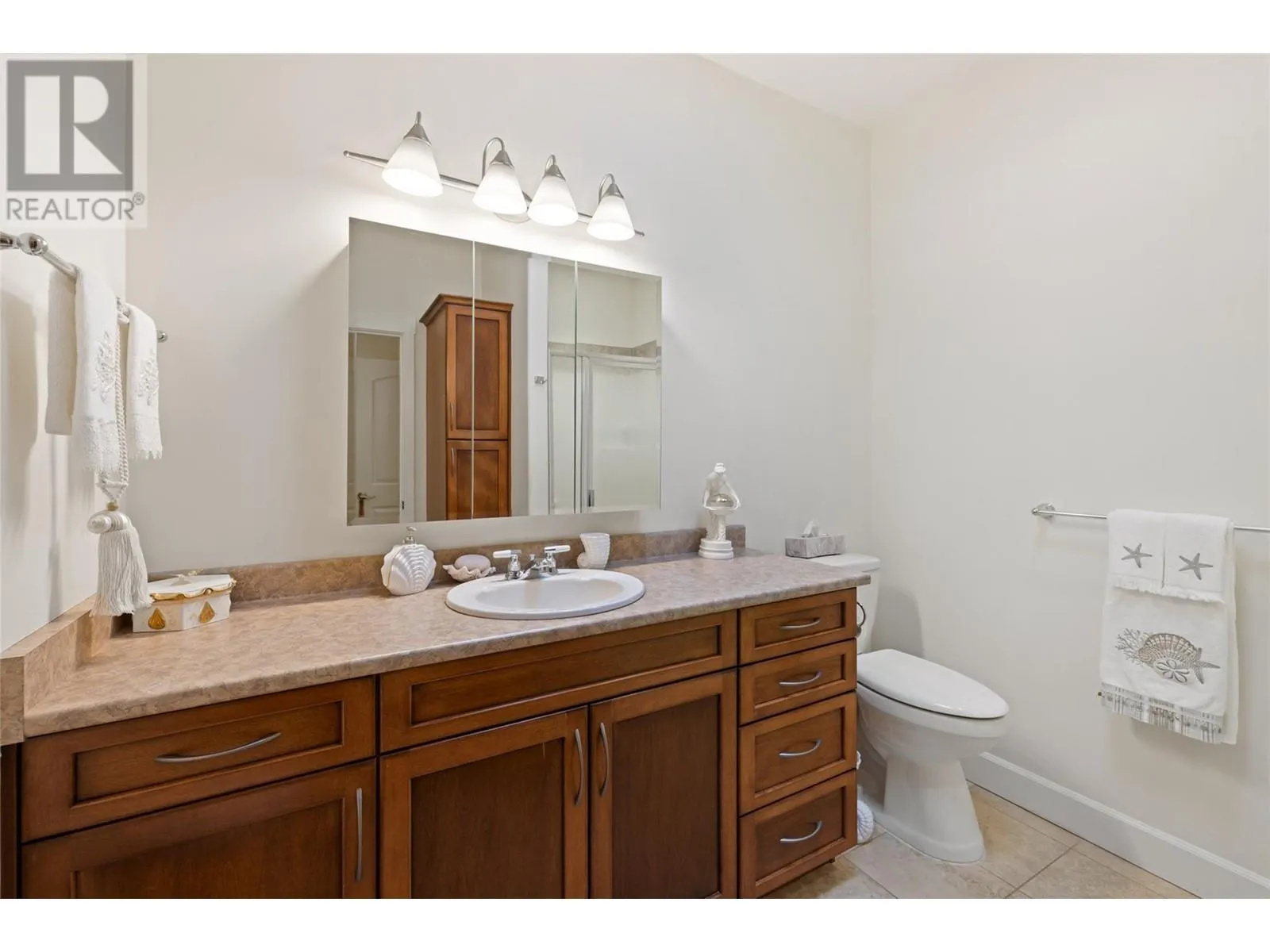 4035 Gellatly Road Unit# 239