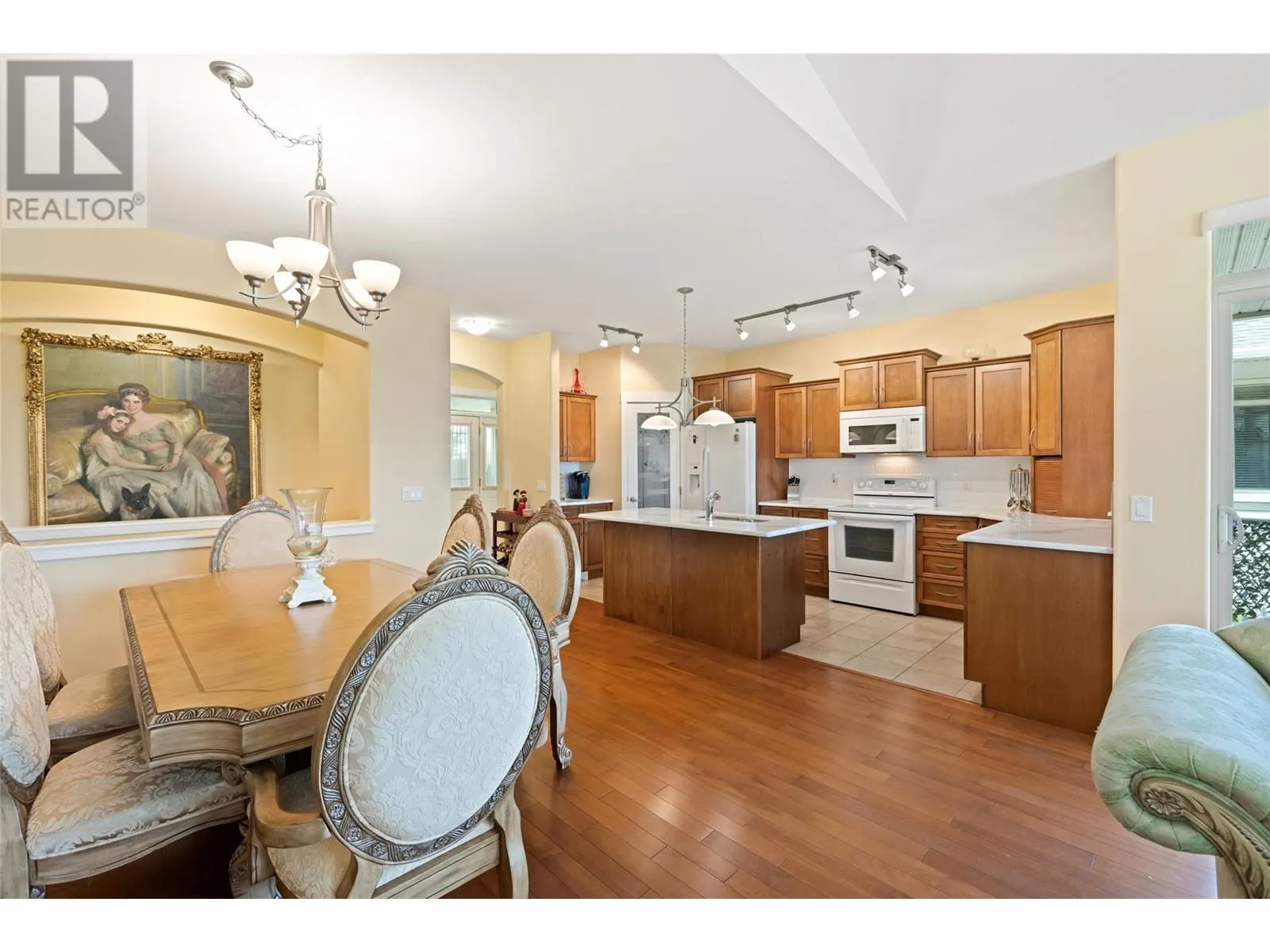 4035 Gellatly Road Unit# 239